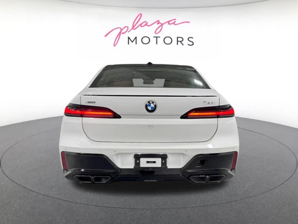 New 2026 BMW 760i xDrive Sedan
