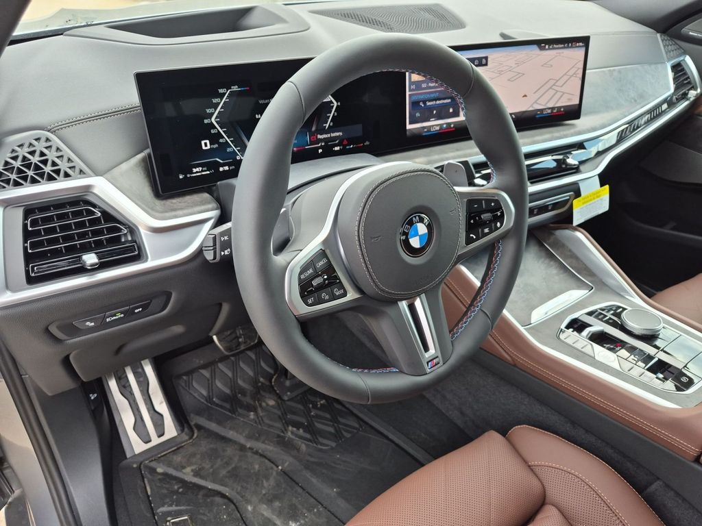 2026 BMW X6 M60i - Photo 11