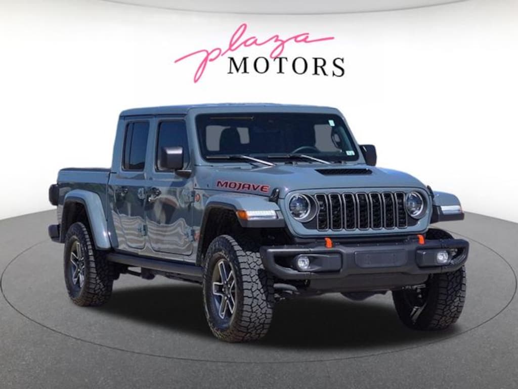 Used 2025 Jeep Gladiator Mojave Truck Crew Cab