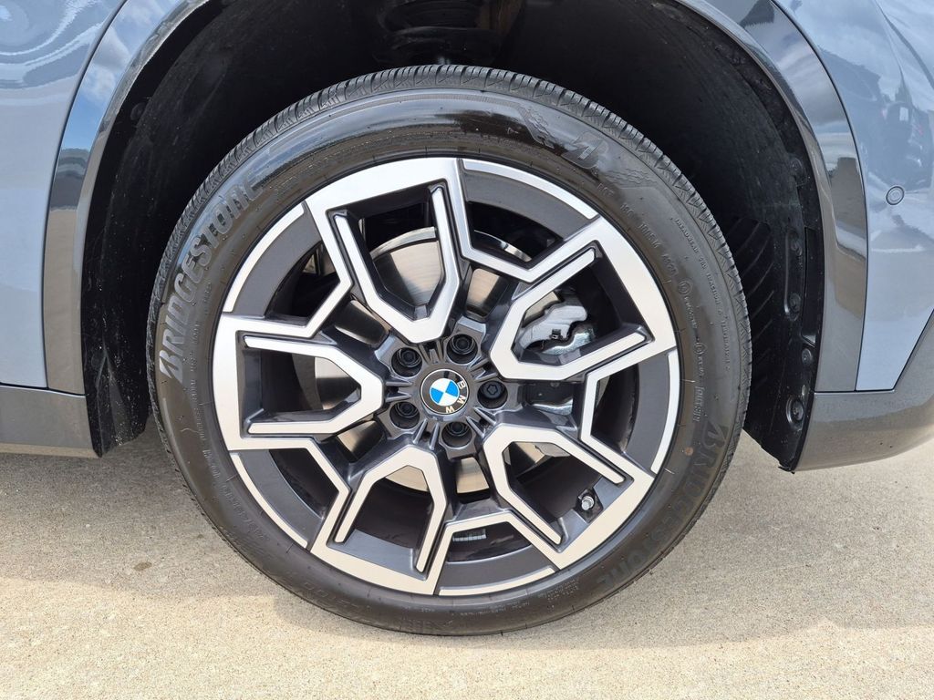 2026 BMW X1 28i - Photo 22
