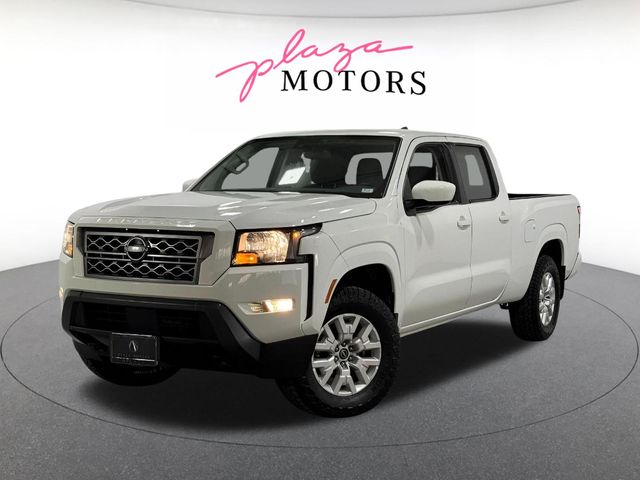 2022 Nissan Frontier SV Crew Cab 4X4 LWB's photo