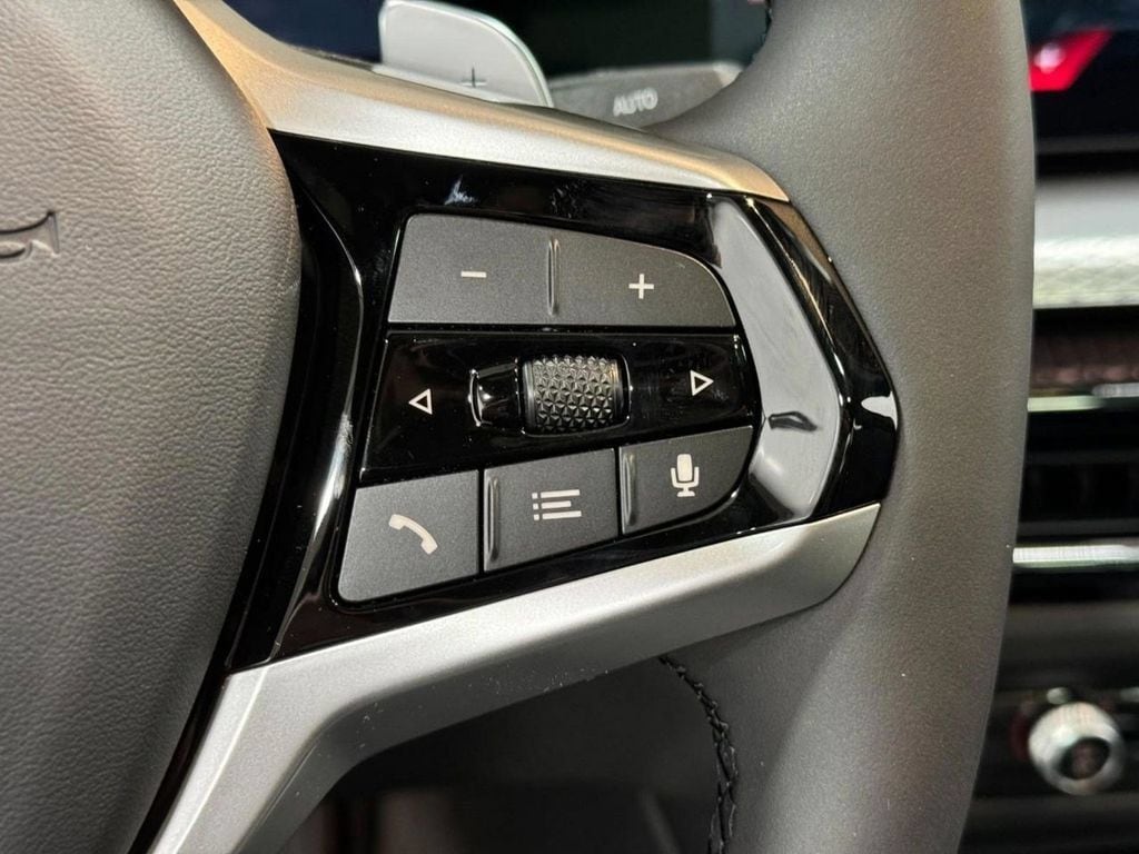 2026 BMW 3 Series 330i - Photo 17