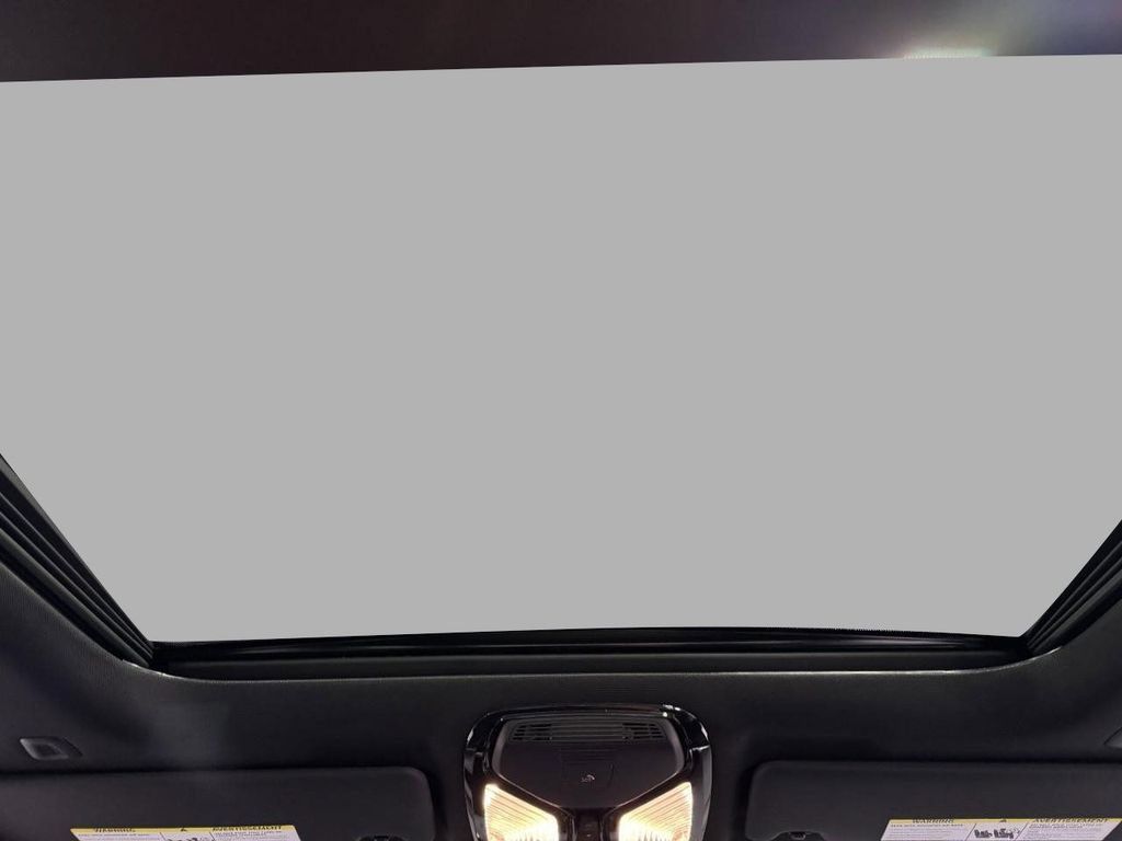2026 BMW 3 Series 330i - Photo 28