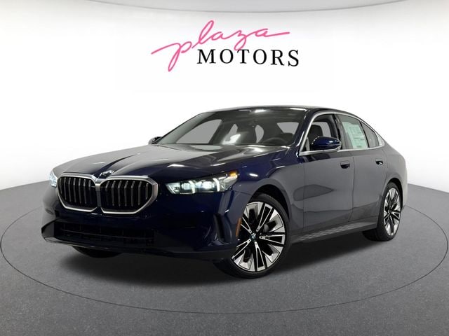 2026 BMW 5 Series 530i xDrive Sedan's photo