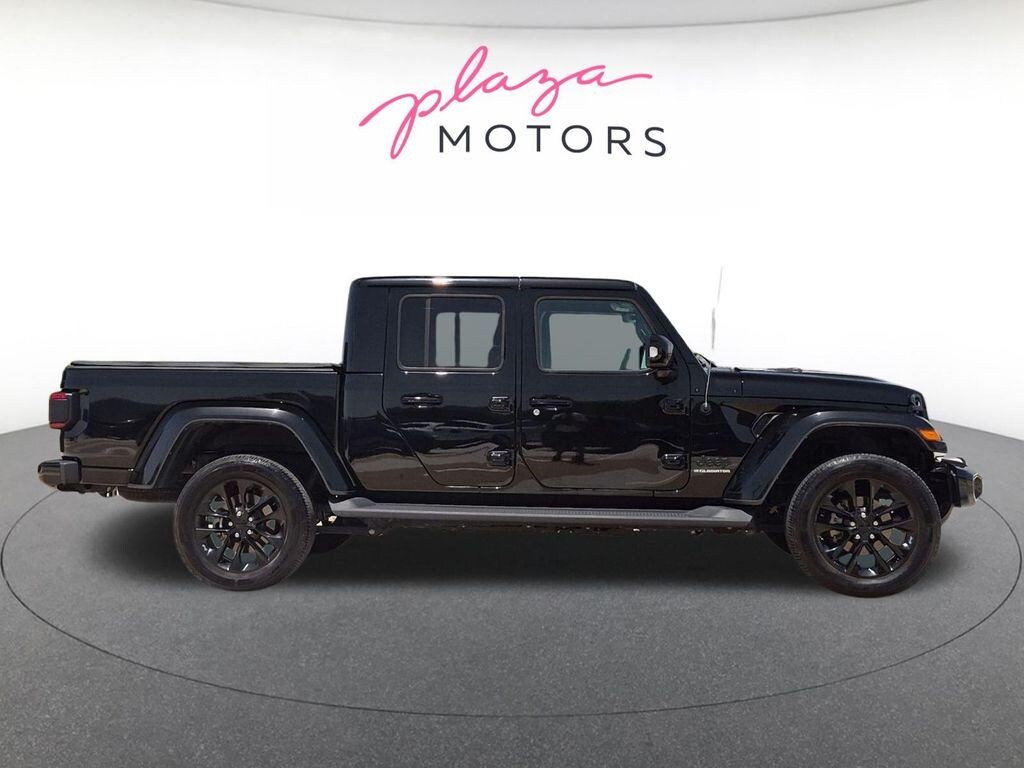 Used 2023 Jeep Gladiator Overland Truck Crew Cab