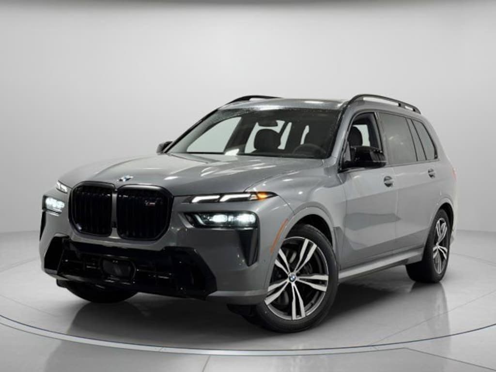 New 2026 BMW X7 M60i SUV