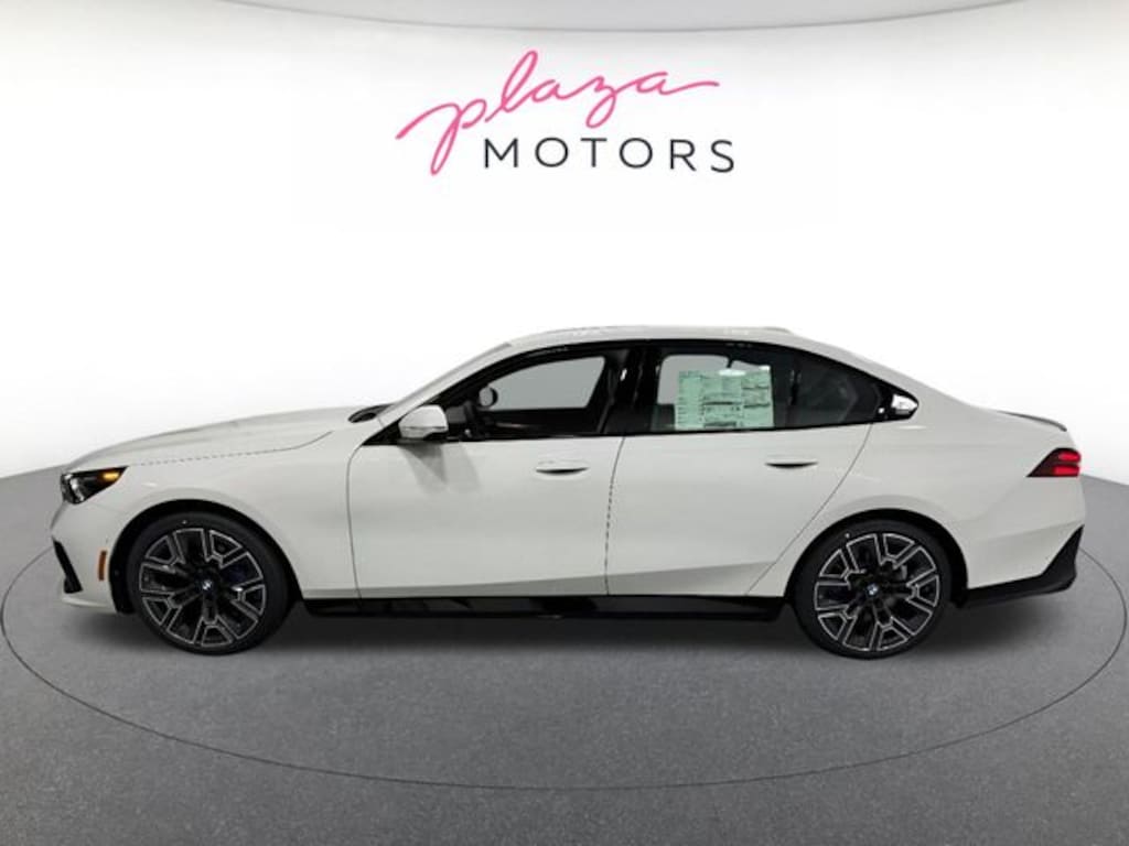 New 2026 BMW 530i xDrive Sedan