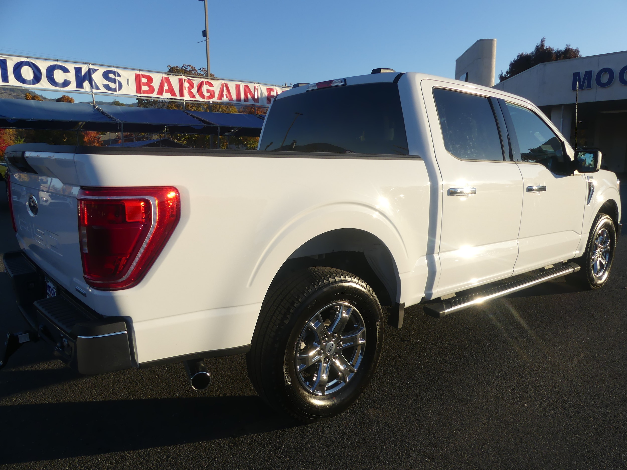 Used 2022 Ford F-150 XLT with VIN 1FTEW1EP9NKD23894 for sale in Grants Pass, OR