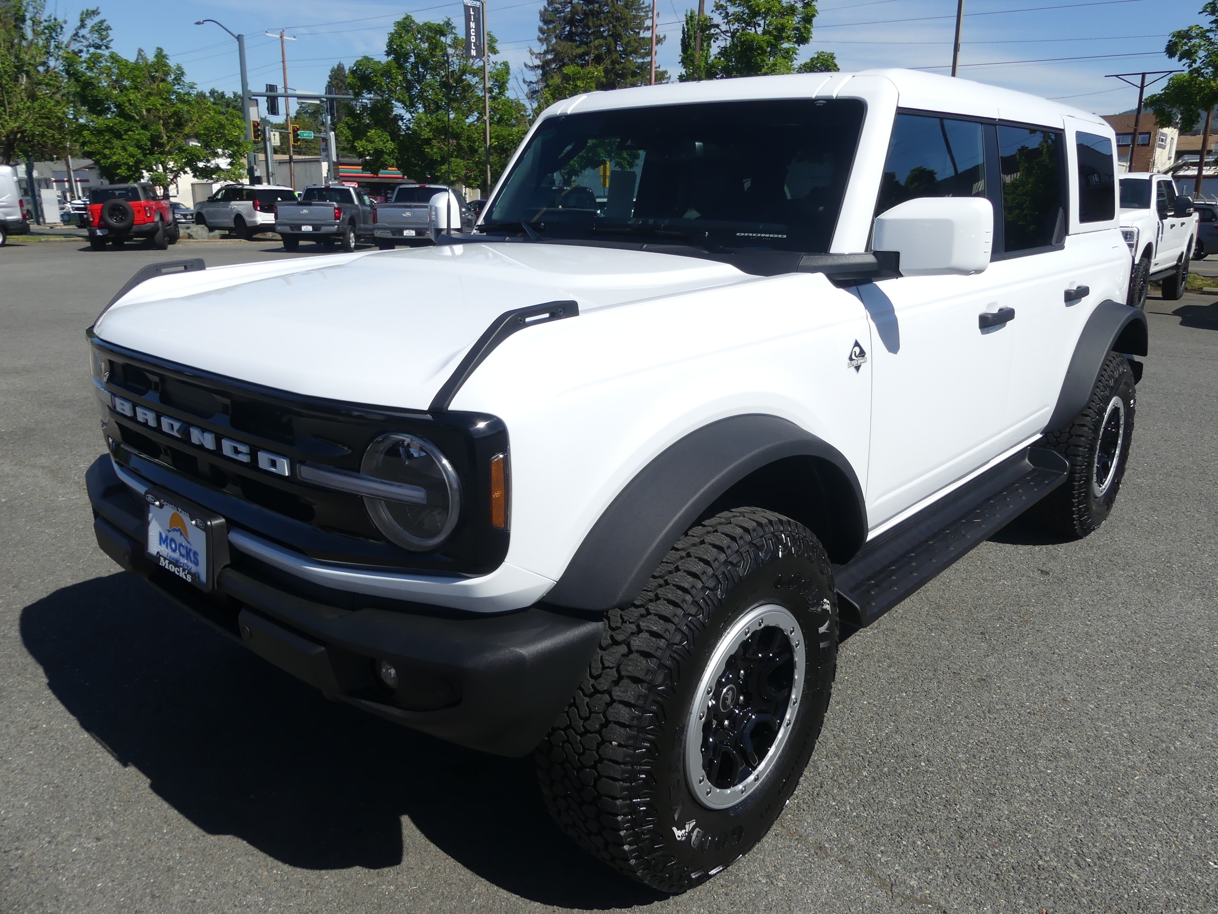 2026 Ford Bronco Outer Banks 4x4's photo