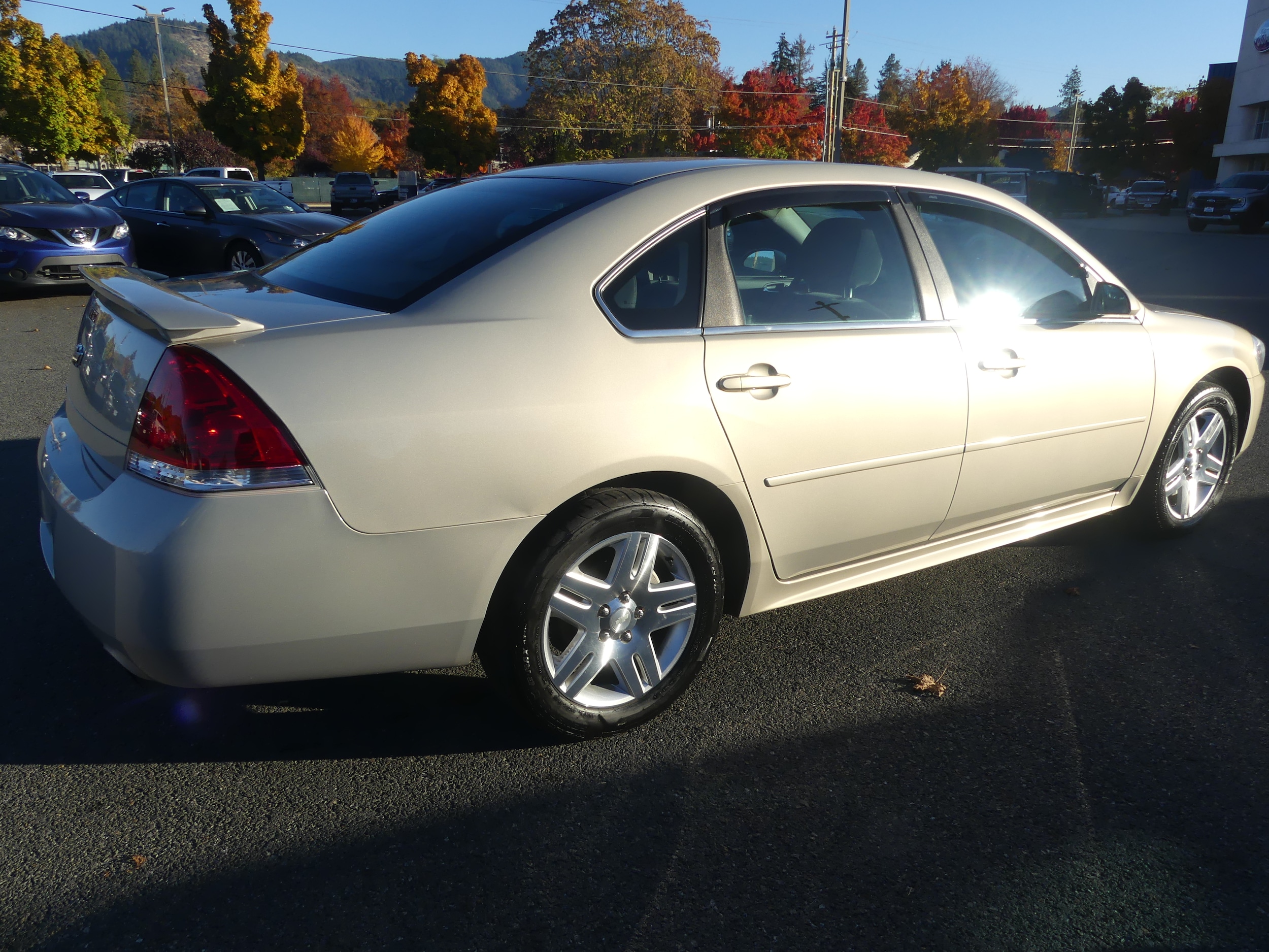 Used 2012 Chevrolet Impala 2FL with VIN 2G1WG5E32C1252257 for sale in Grants Pass, OR
