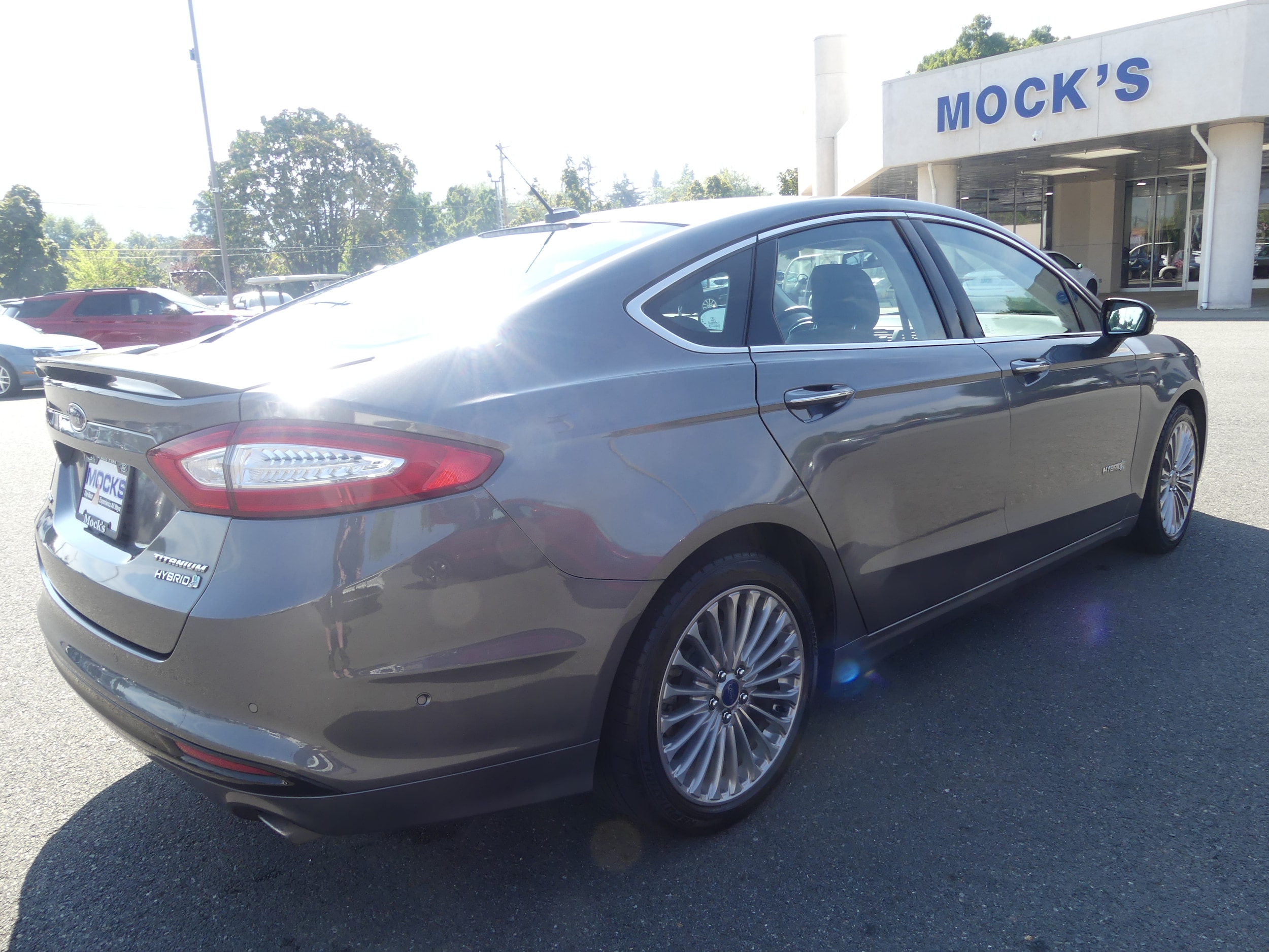 Used 2013 Ford Fusion Titanium with VIN 3FA6P0RU2DR345635 for sale in Grants Pass, OR