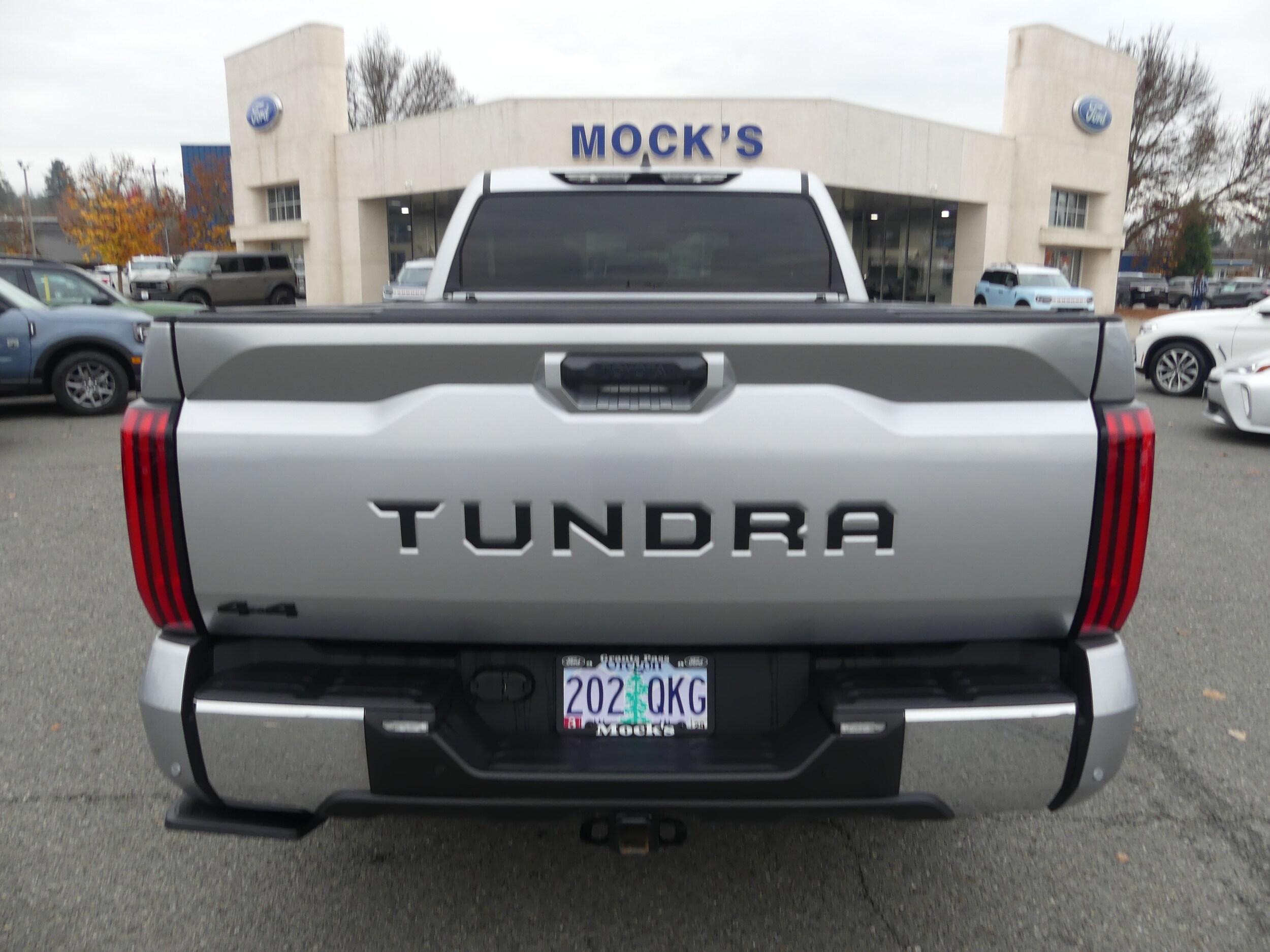 2025 Toyota Tundra SR5 photo 4