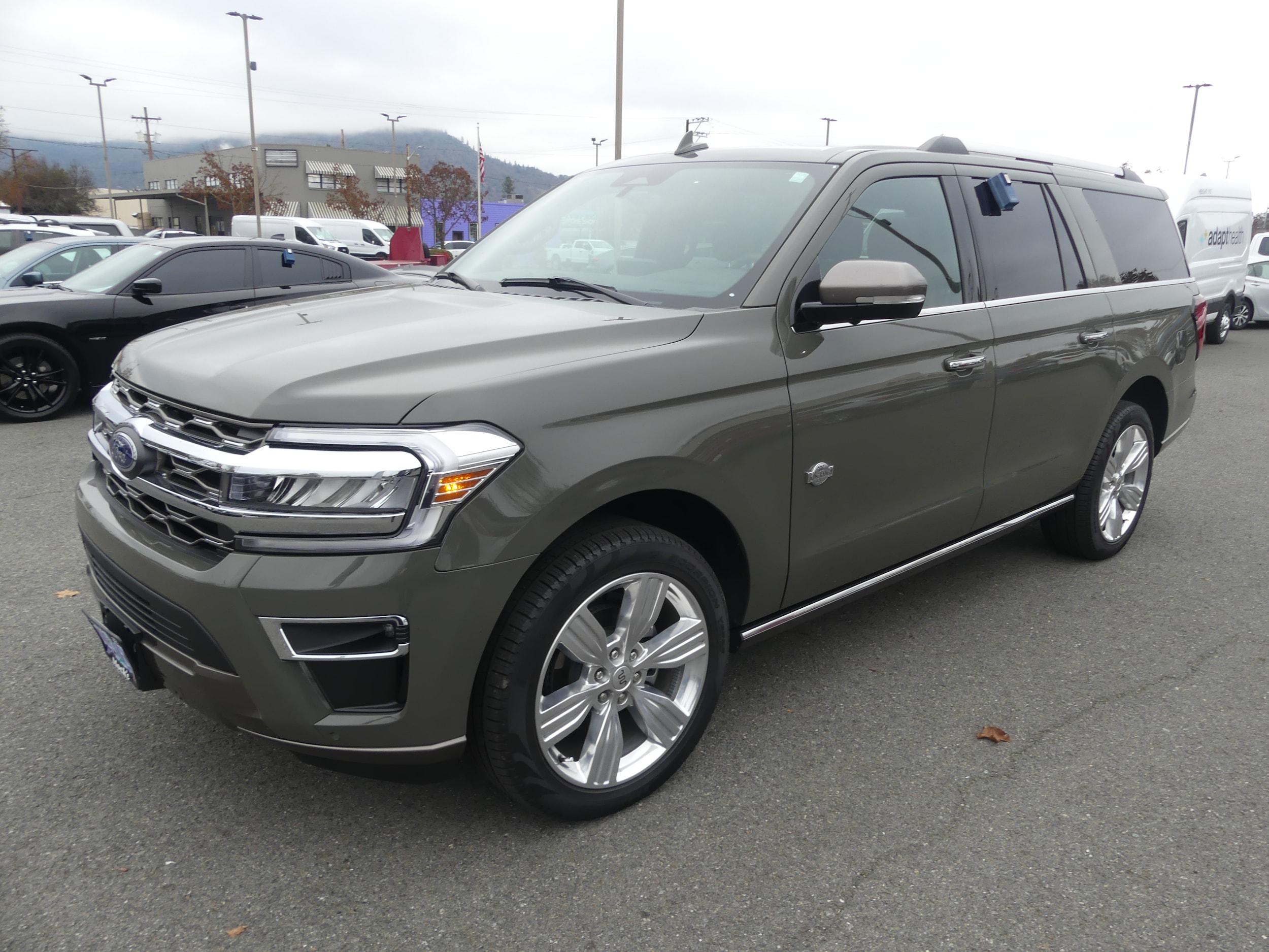 2024 Ford Expedition King Ranch's photo