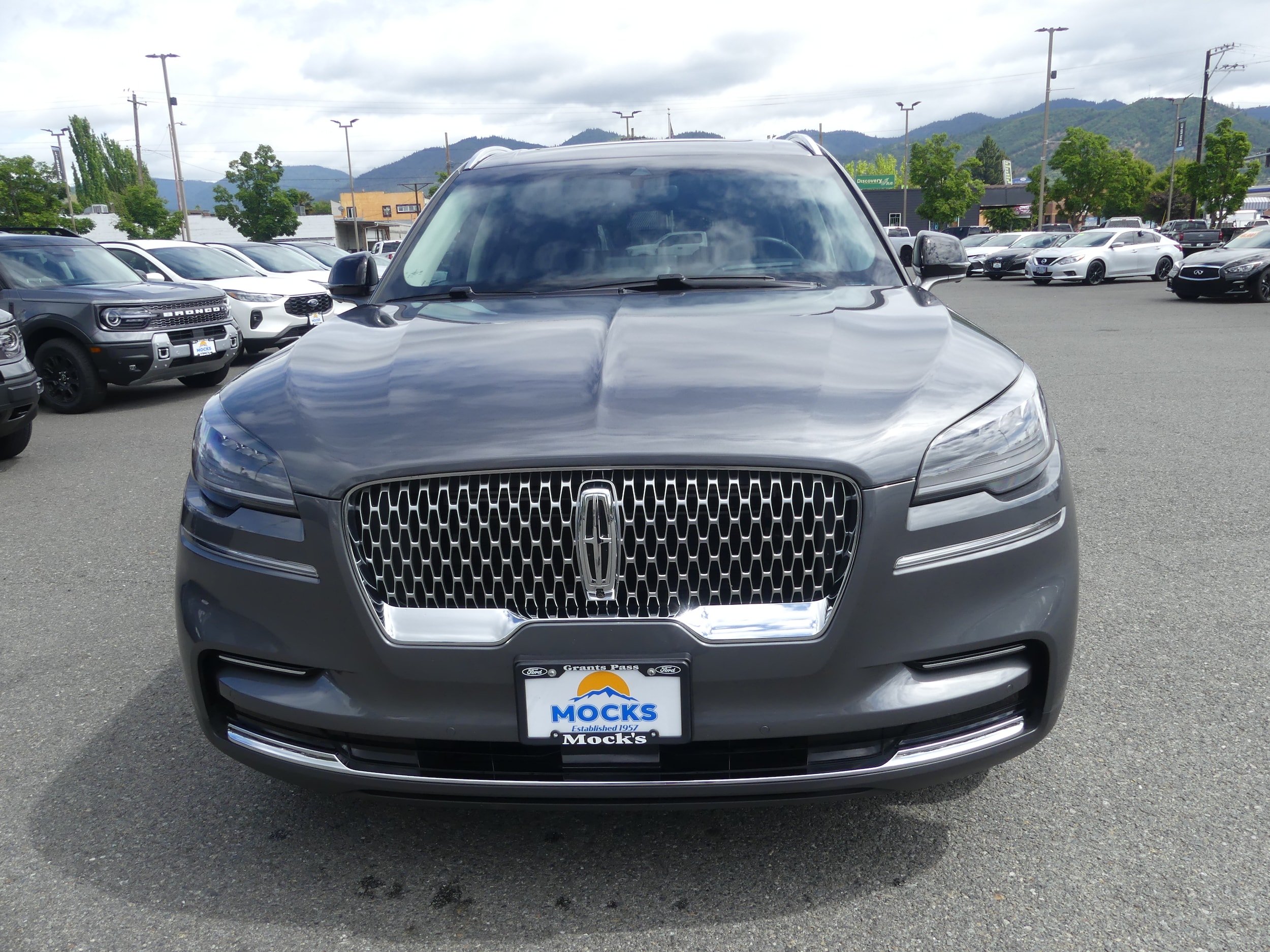Used 2023 Lincoln Aviator Reserve with VIN 5LM5J7XC0PGL27732 for sale in Grants Pass, OR
