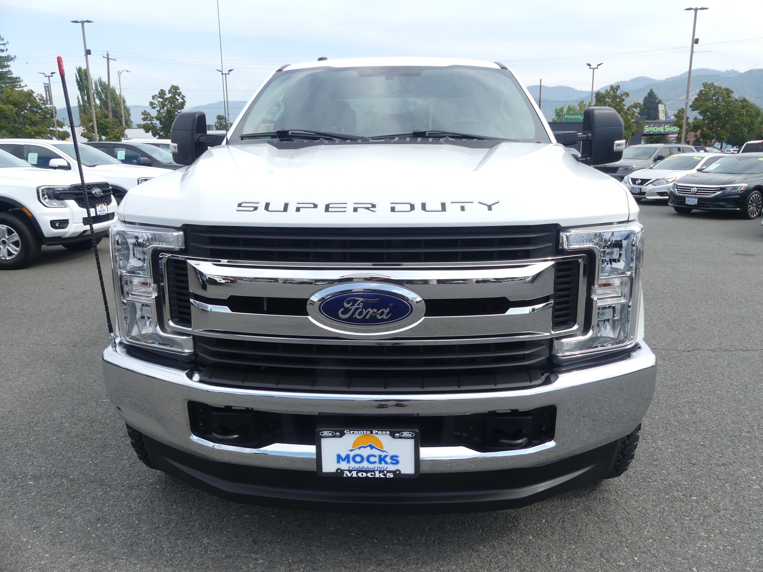 2019 Ford F-250 XLT photo 2
