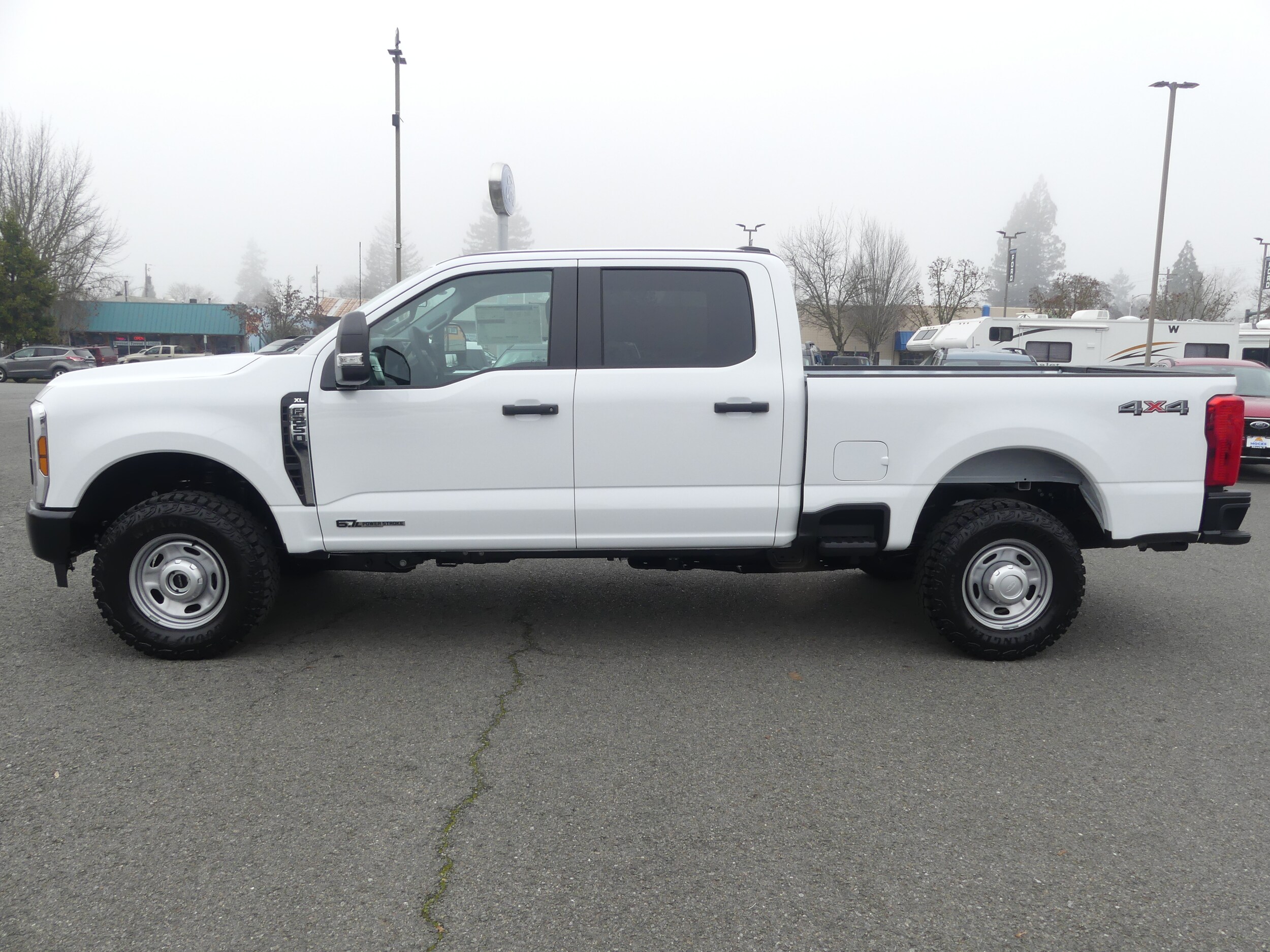 2025 Ford F-250 XL photo 2