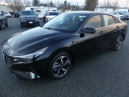 2022 Hyundai Elantra HEV Limited Sedan