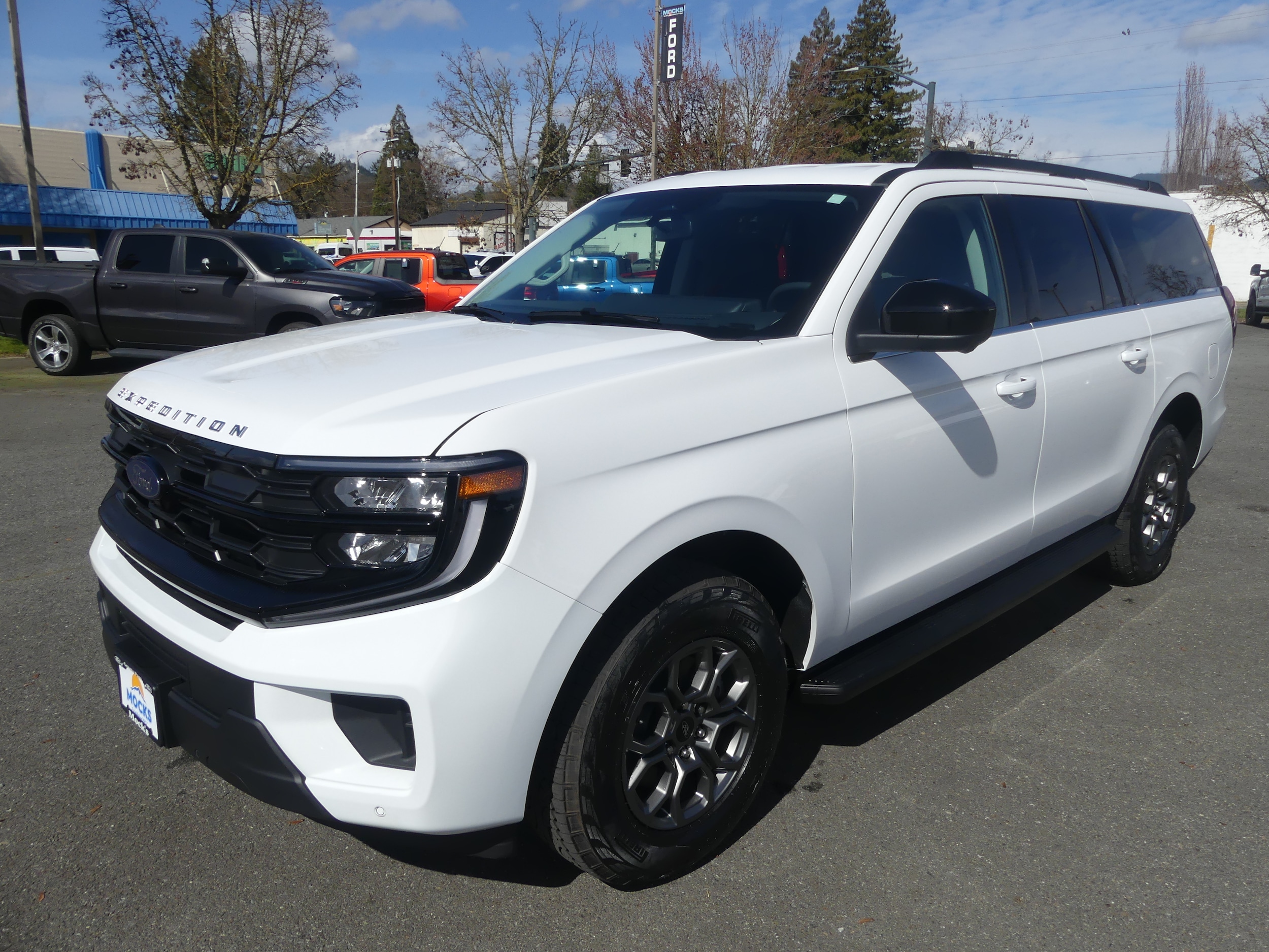 2026 Ford Expedition Active MAX 4x4's photo
