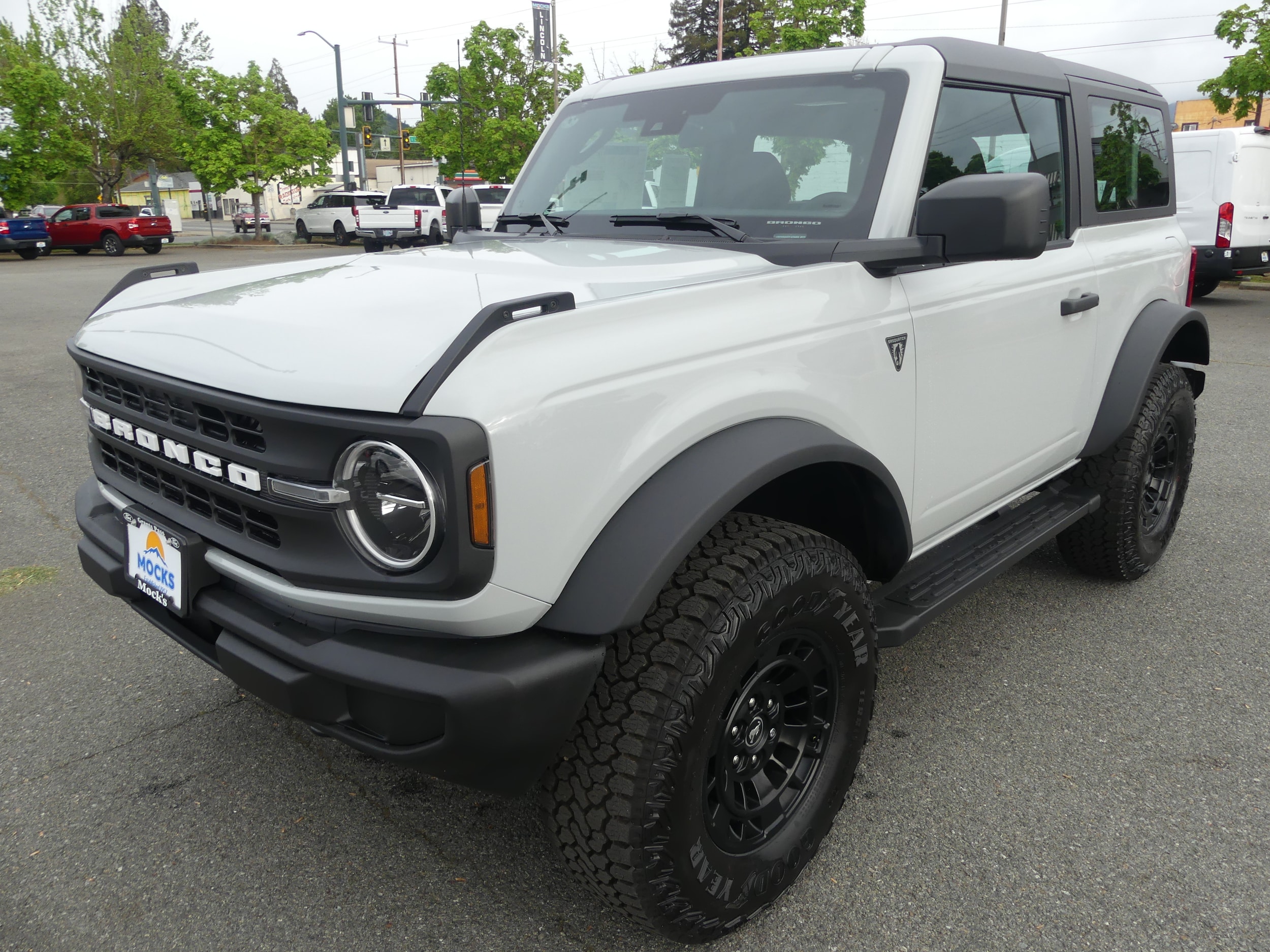 2026 Ford Bronco Base 4x4's photo