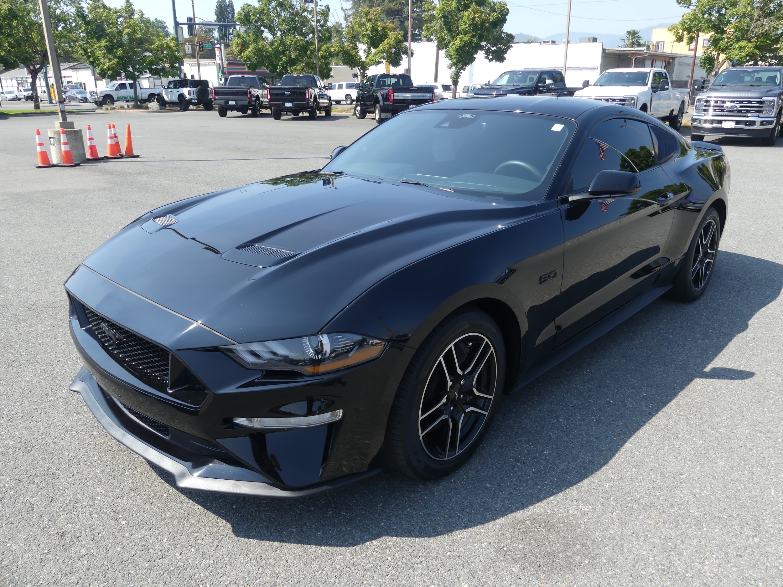 2022 Ford Mustang Coupe 