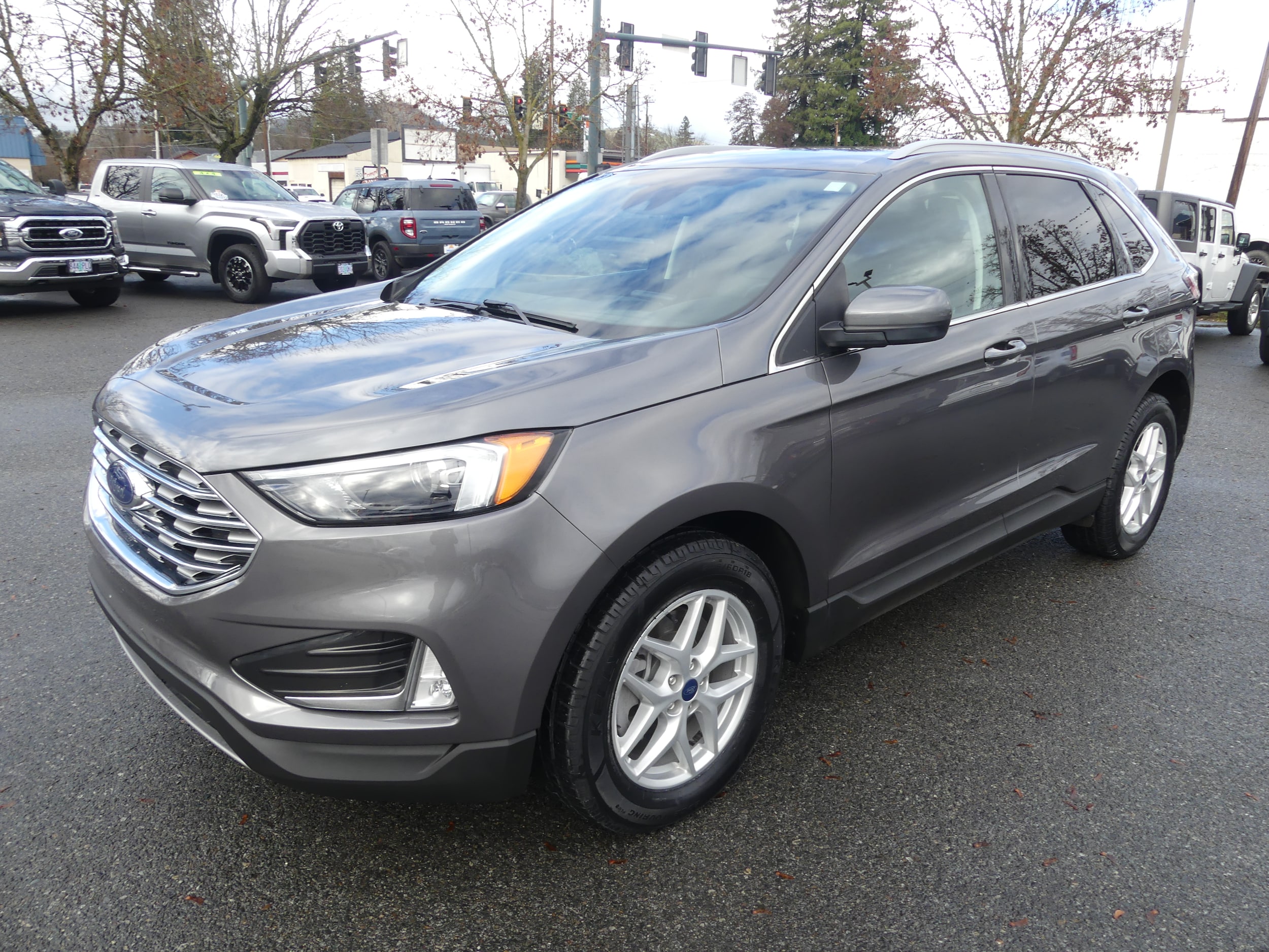 2022 Ford Edge SEL