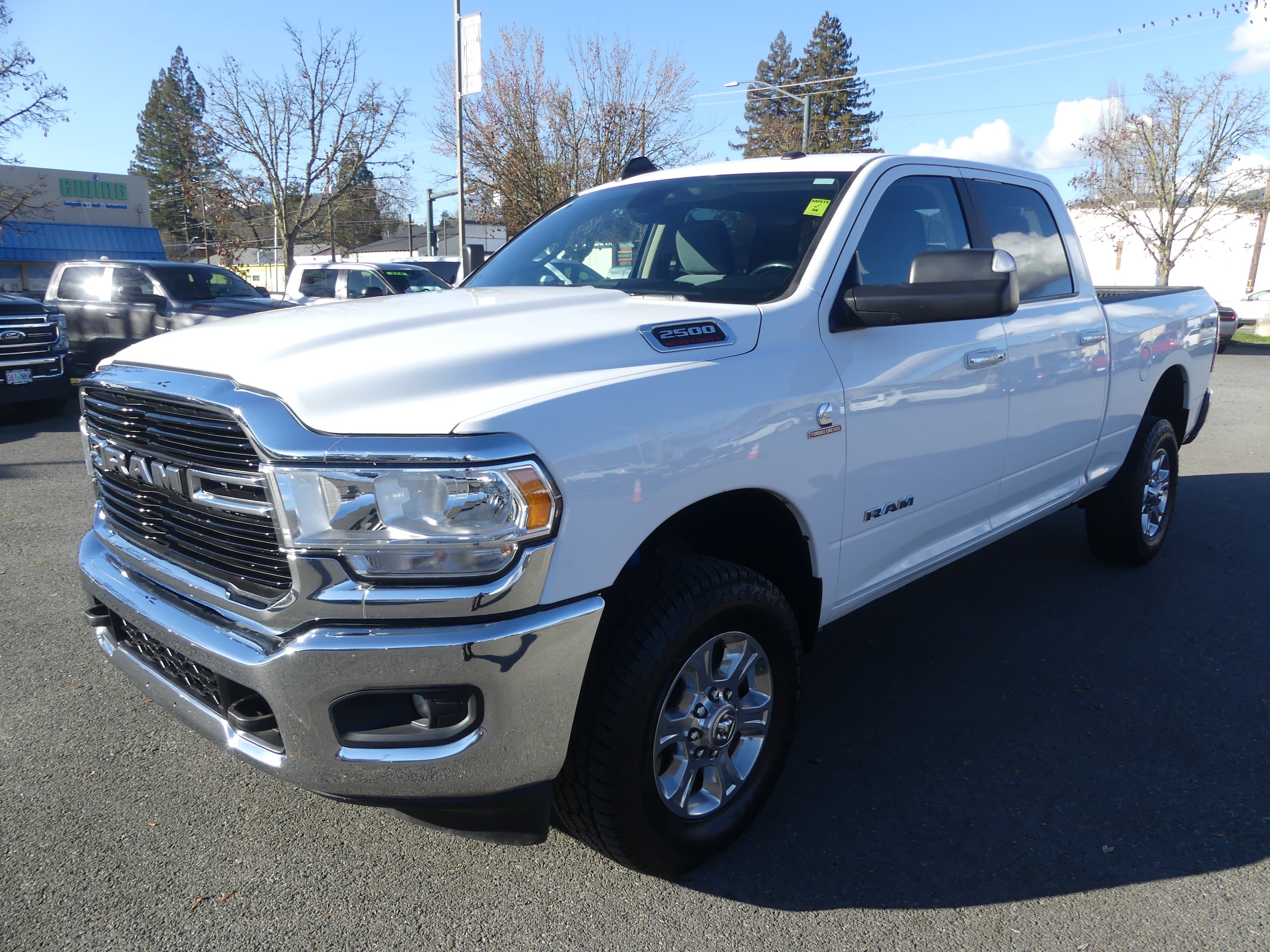 2019 RAM 2500 Big Horn 4X4 Crew Cab SWB's photo