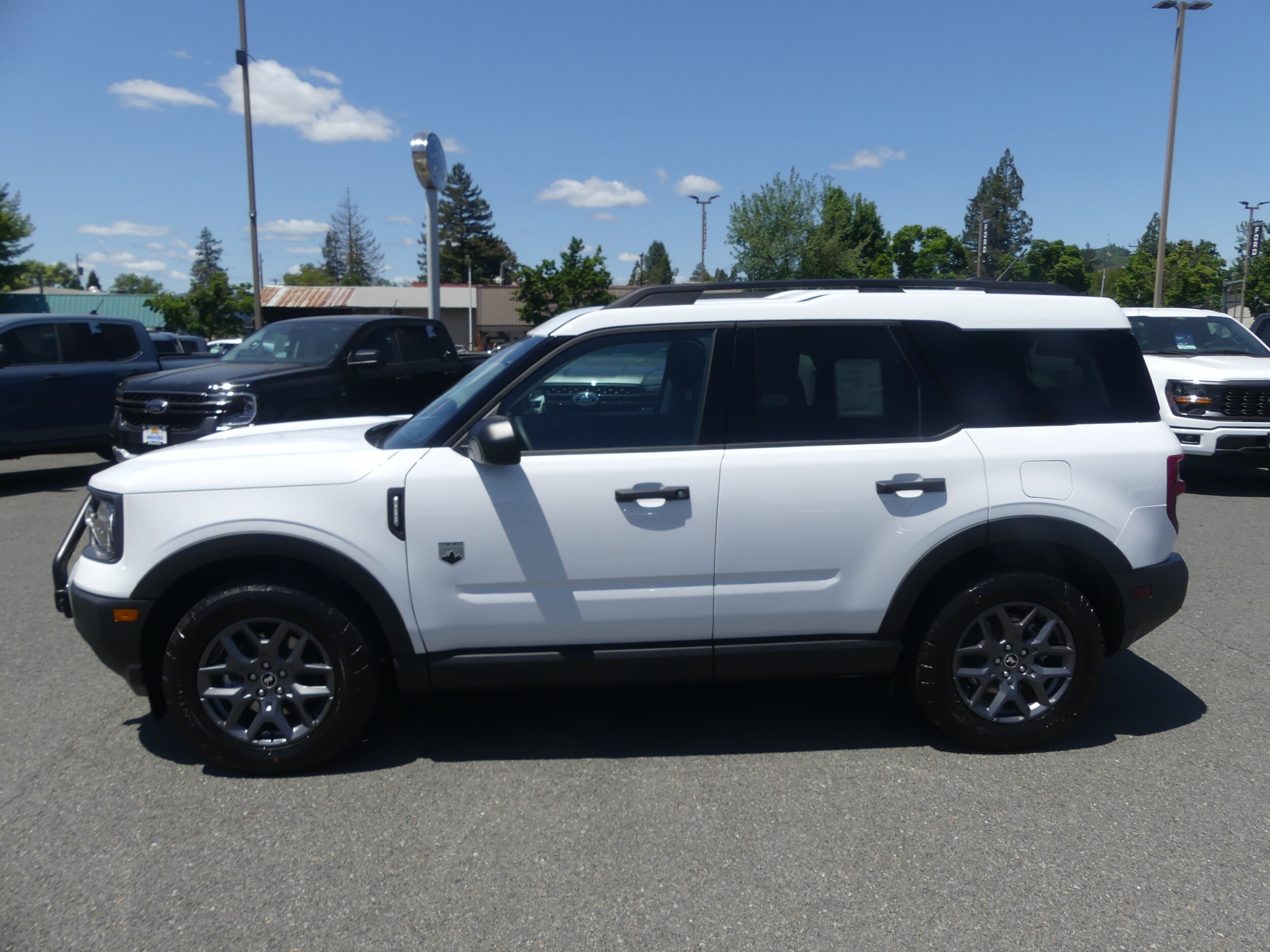 2025 Ford Bronco Sport Big Bend photo 2