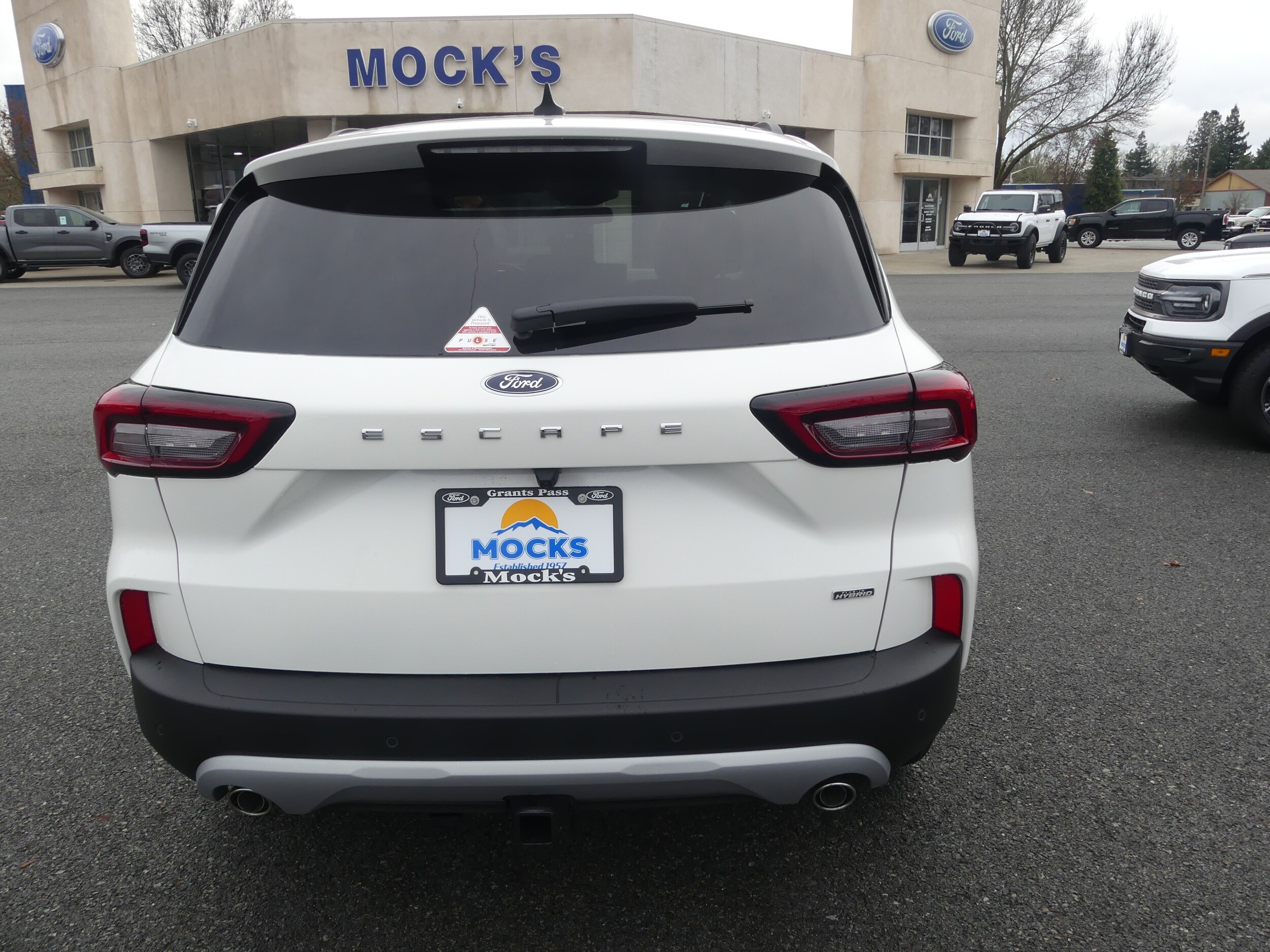 2025 Ford Escape Plug-In Hybrid photo 4