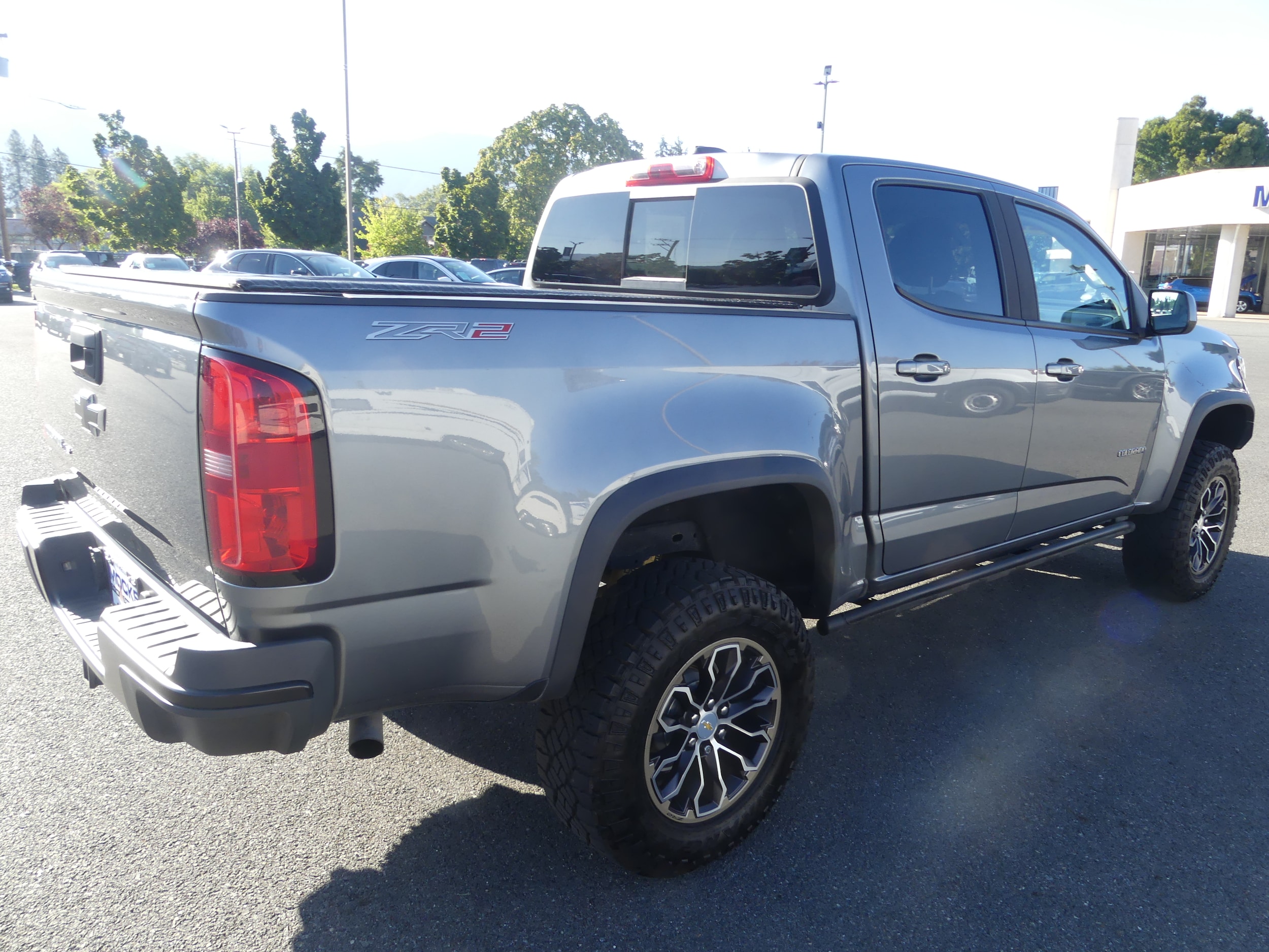 Used 2020 Chevrolet Colorado ZR2 with VIN 1GCGTEEN9L1131868 for sale in Grants Pass, OR