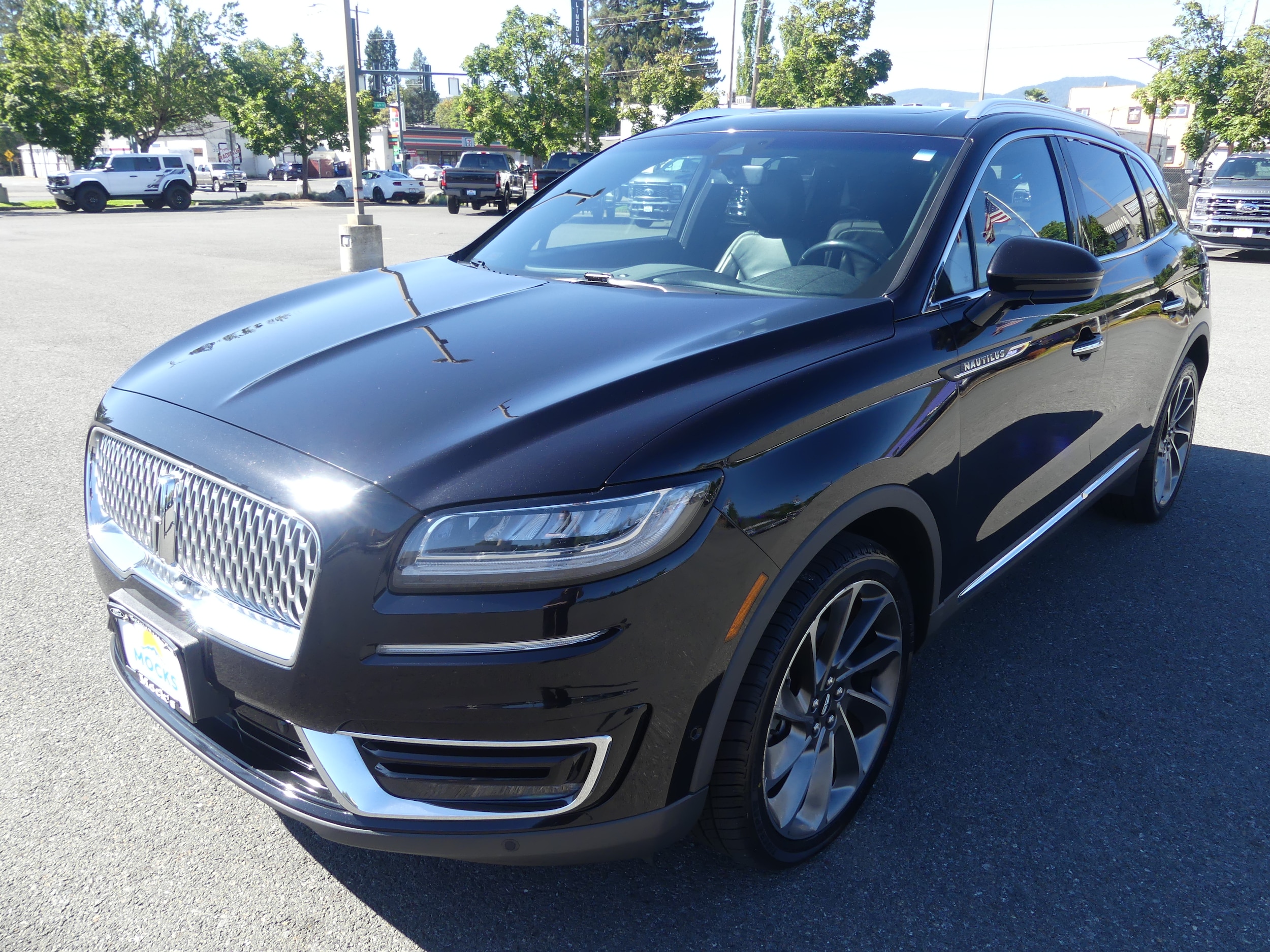 2020 Lincoln Nautilus Reserve AWD's photo
