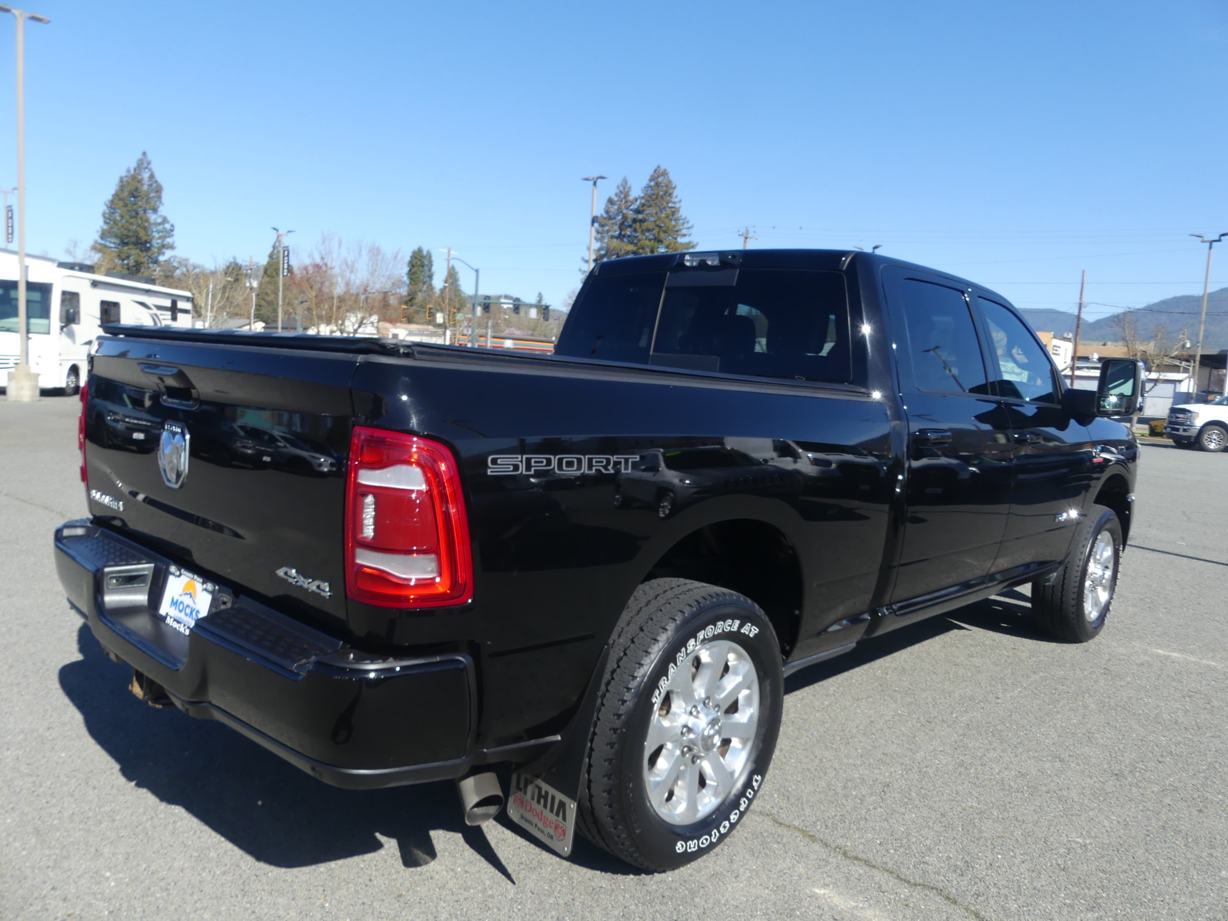 Used 2024 RAM Ram 2500 Pickup Laramie with VIN 3C6UR5FL8RG327395 for sale in Grants Pass, OR