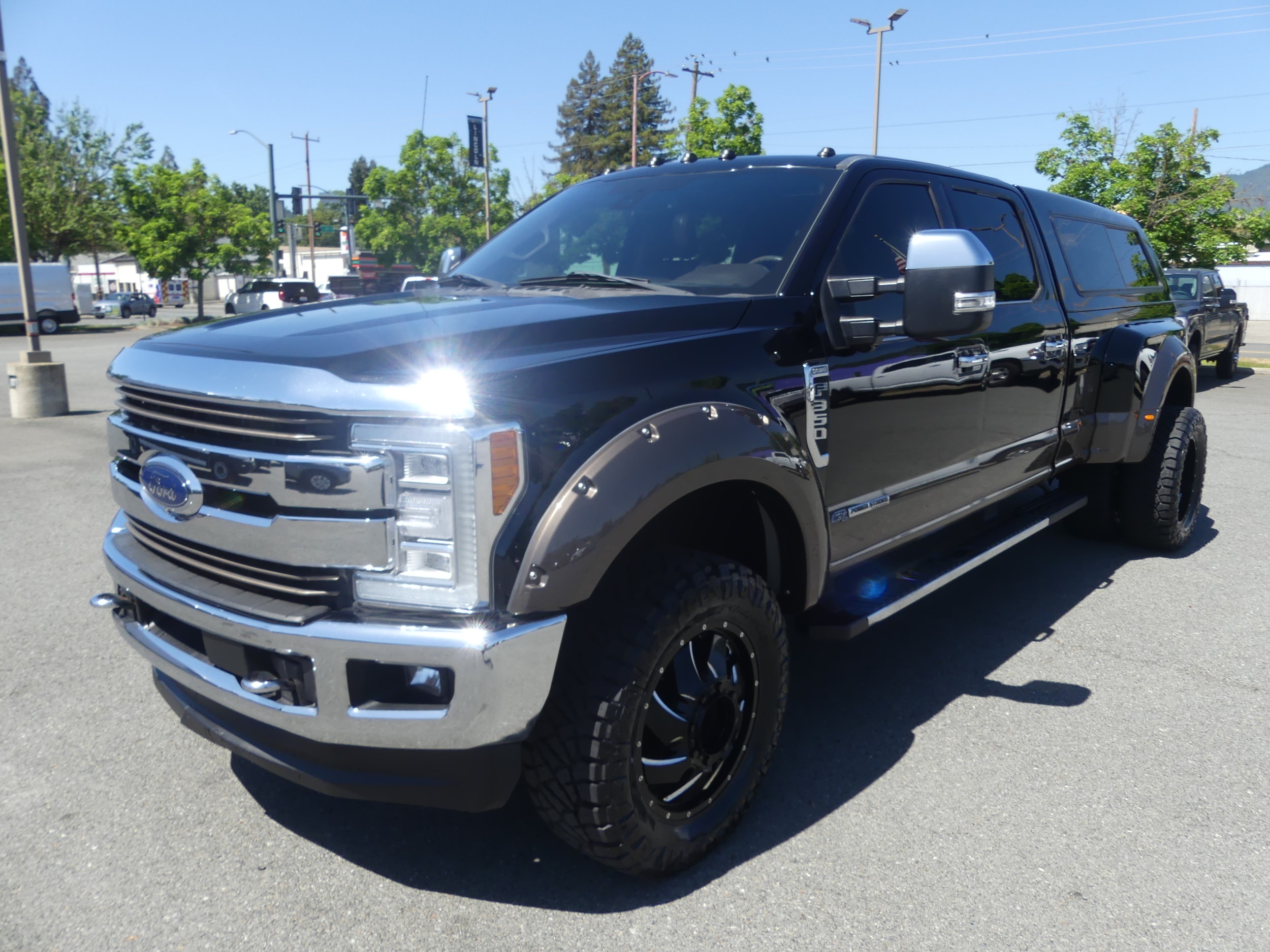 2017 Ford F-350 King Ranch Crew Cab 4x4 176 in DRW's photo