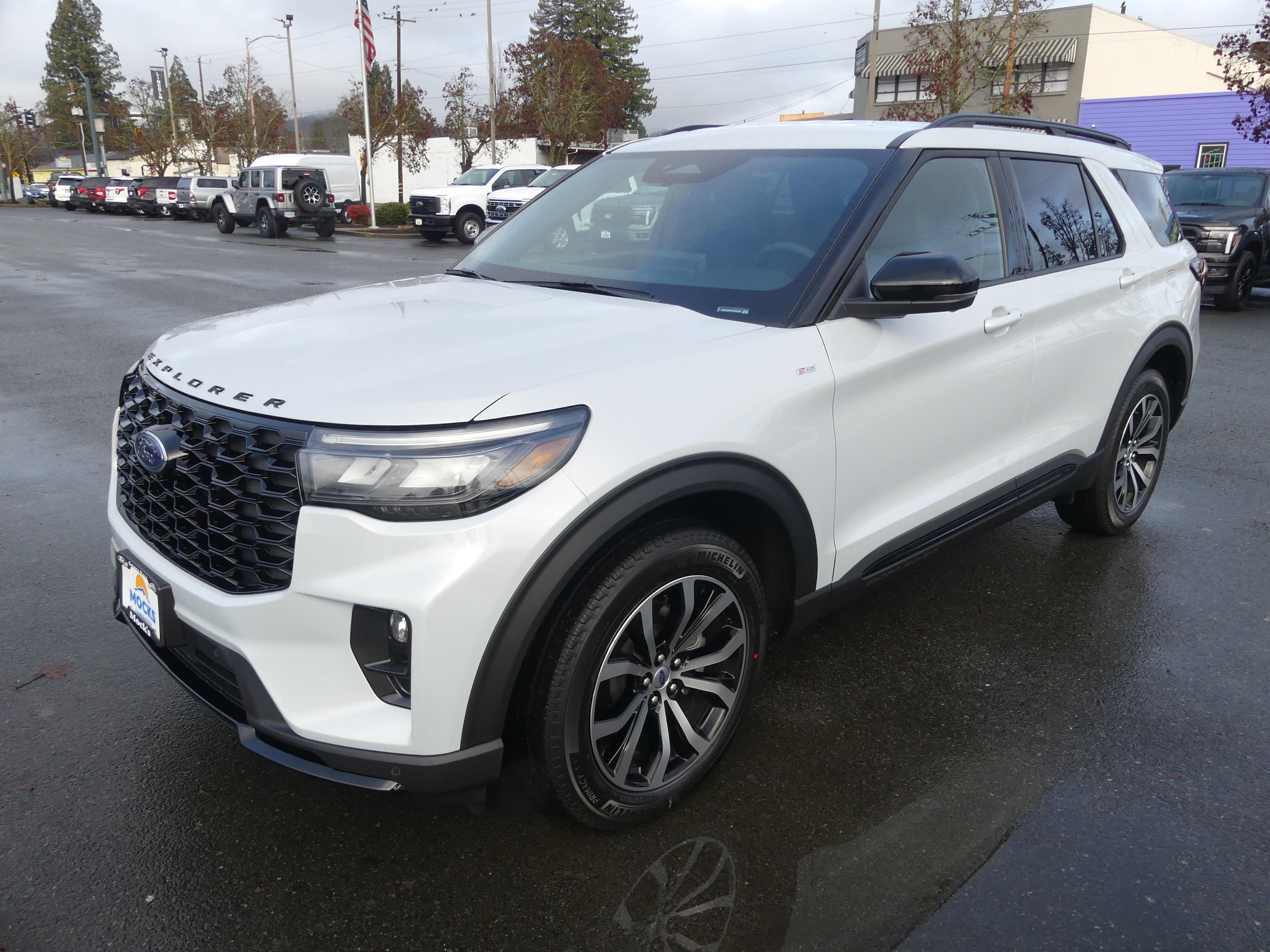 2026 Ford Explorer ST-LINE's photo