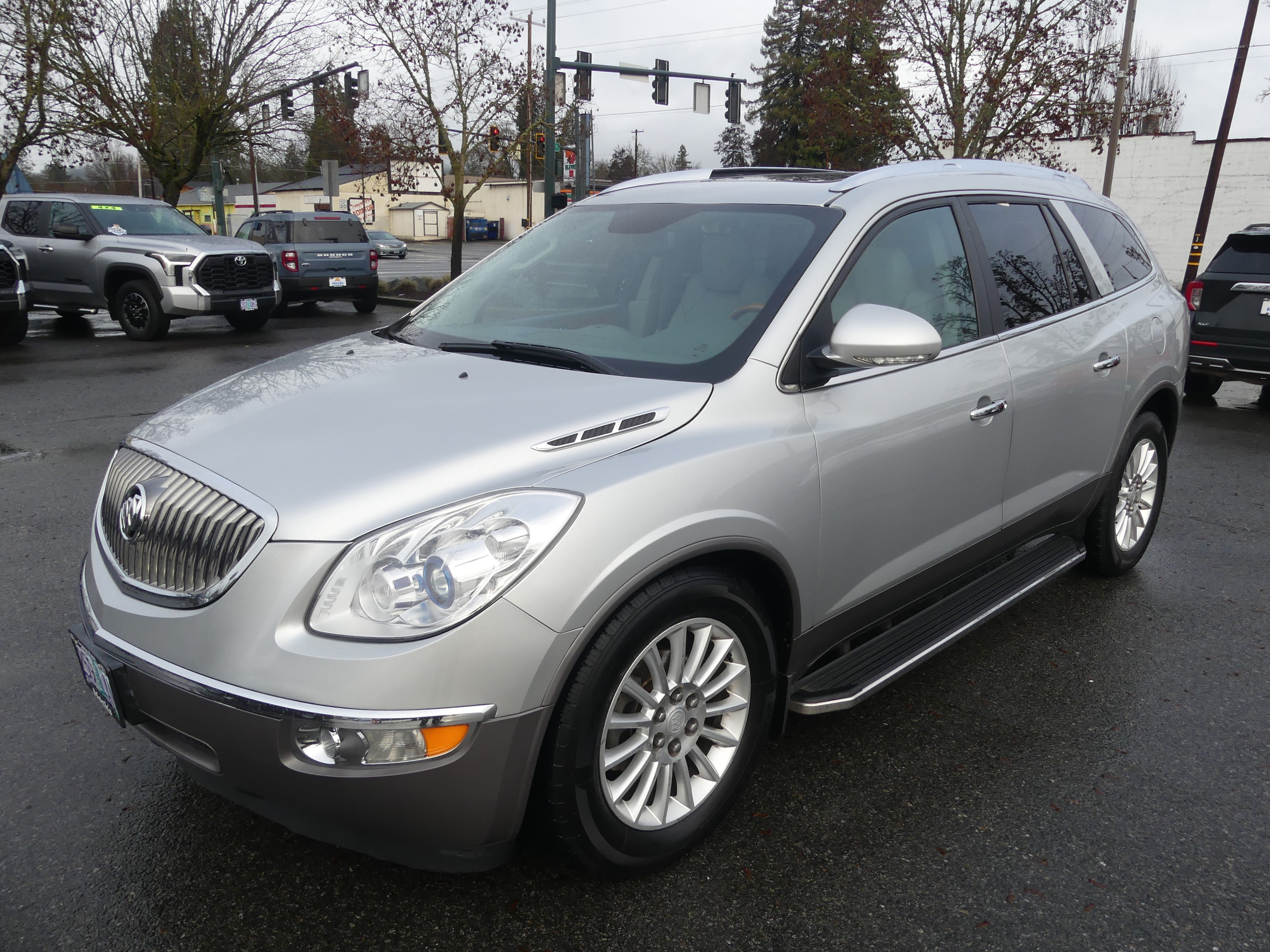 2012 Buick Enclave Leather's photo