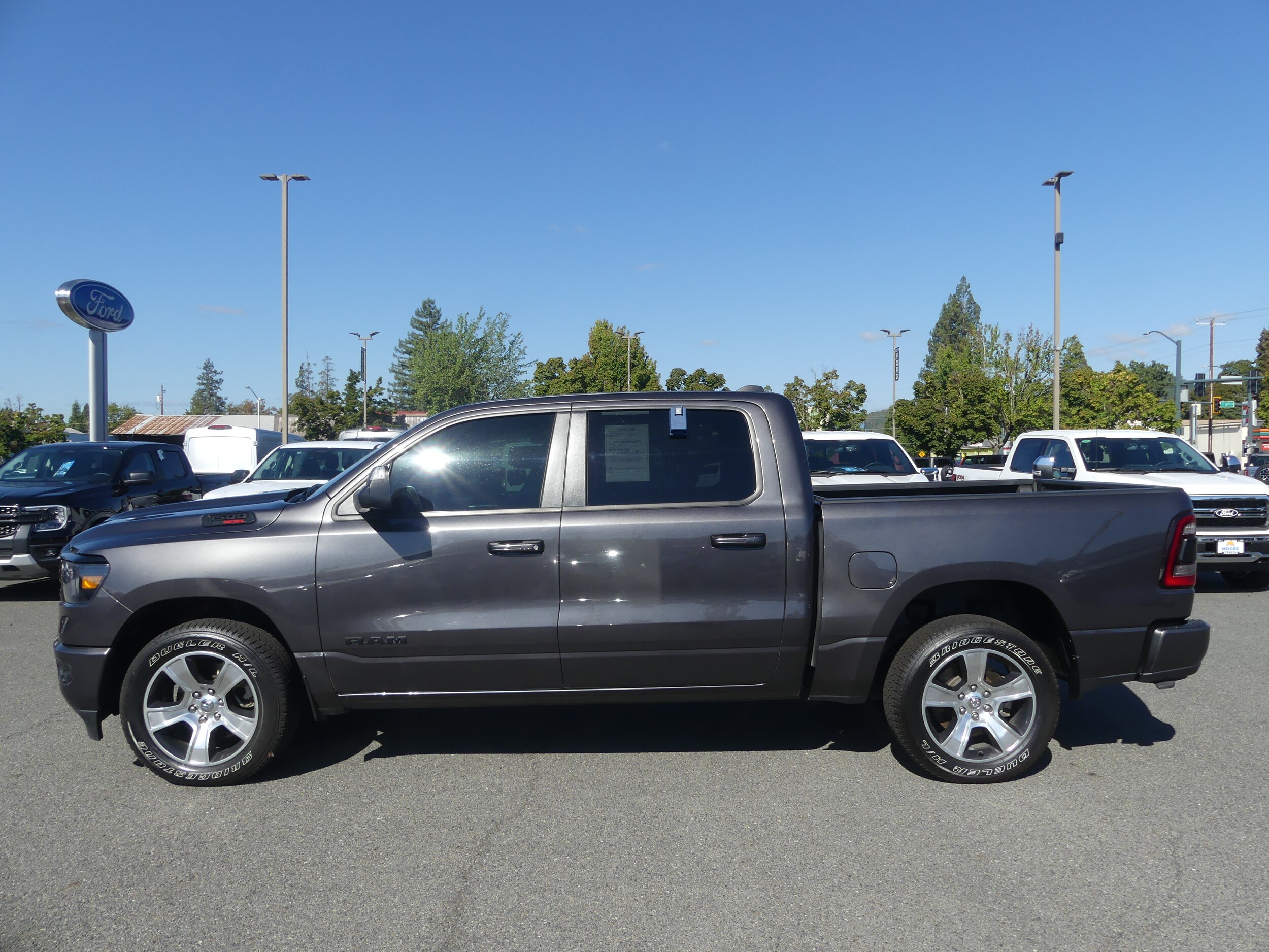 2021 Ram 1500 Big Horn Lone Star photo 3