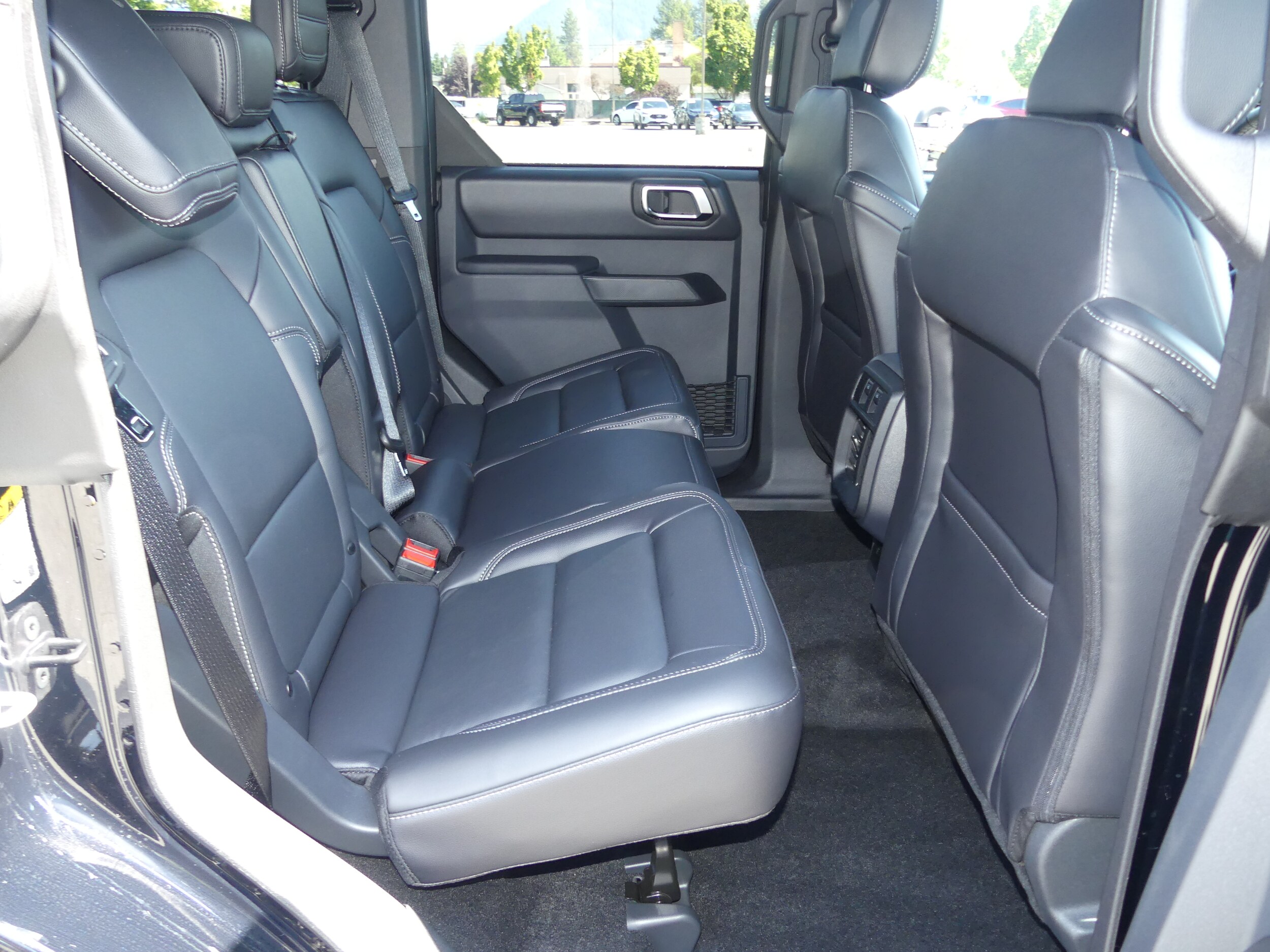 2025 Ford Bronco 4-Door Outer Banks - Photo 16