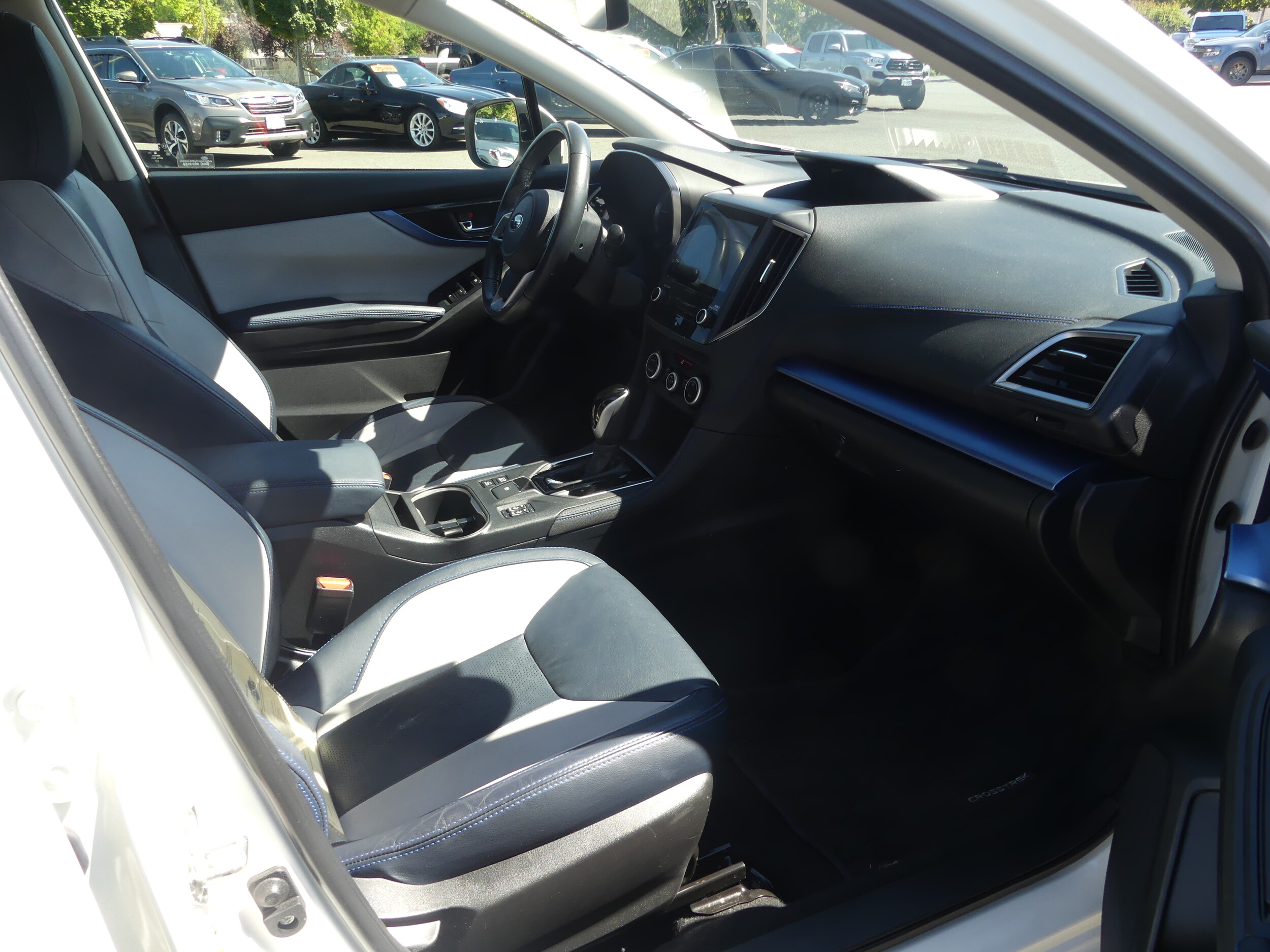 2020 Subaru Crosstrek Hybrid Base photo 3