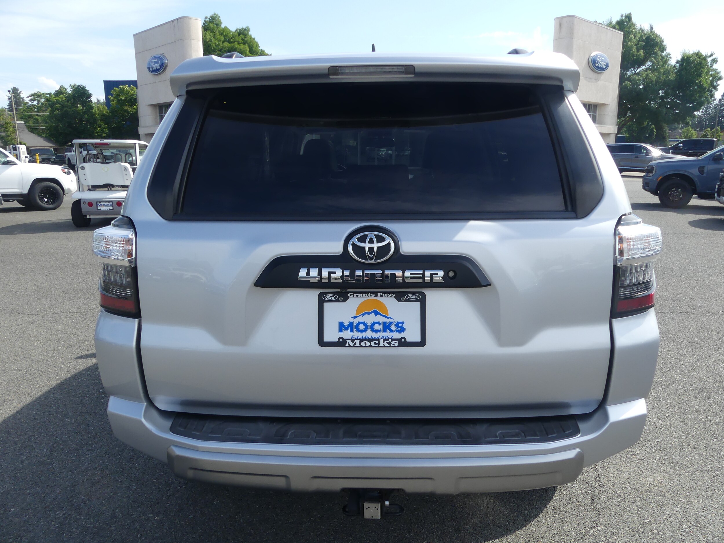 2019 Toyota 4Runner SR5 Limited photo 3