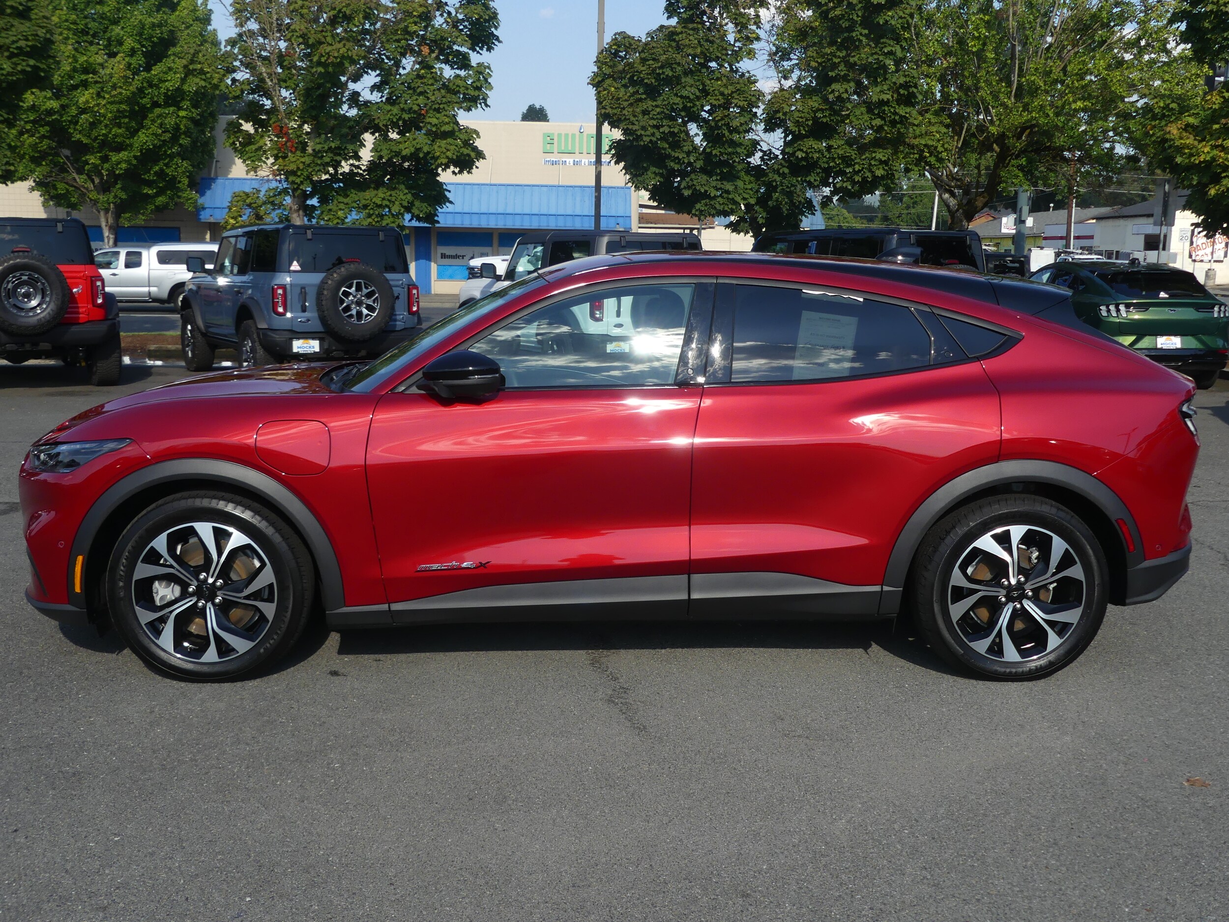 2024 Ford Mustang Mach-E Select photo 2