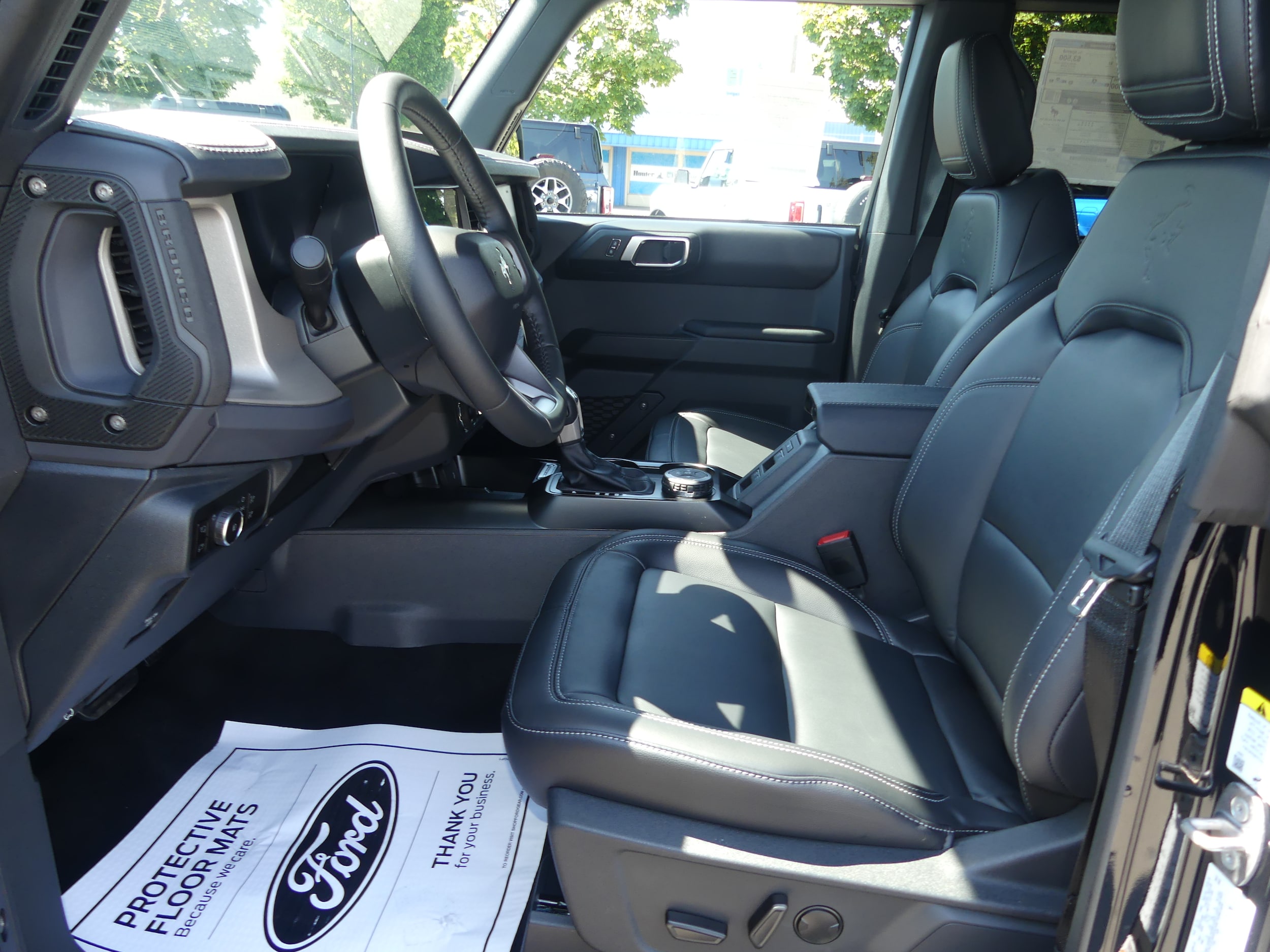 2025 Ford Bronco 4-Door Outer Banks - Photo 10