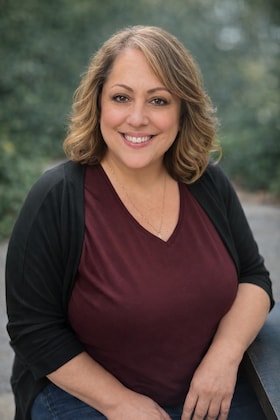 Staff member Buffy Marshall from ID_2b4a4524288b