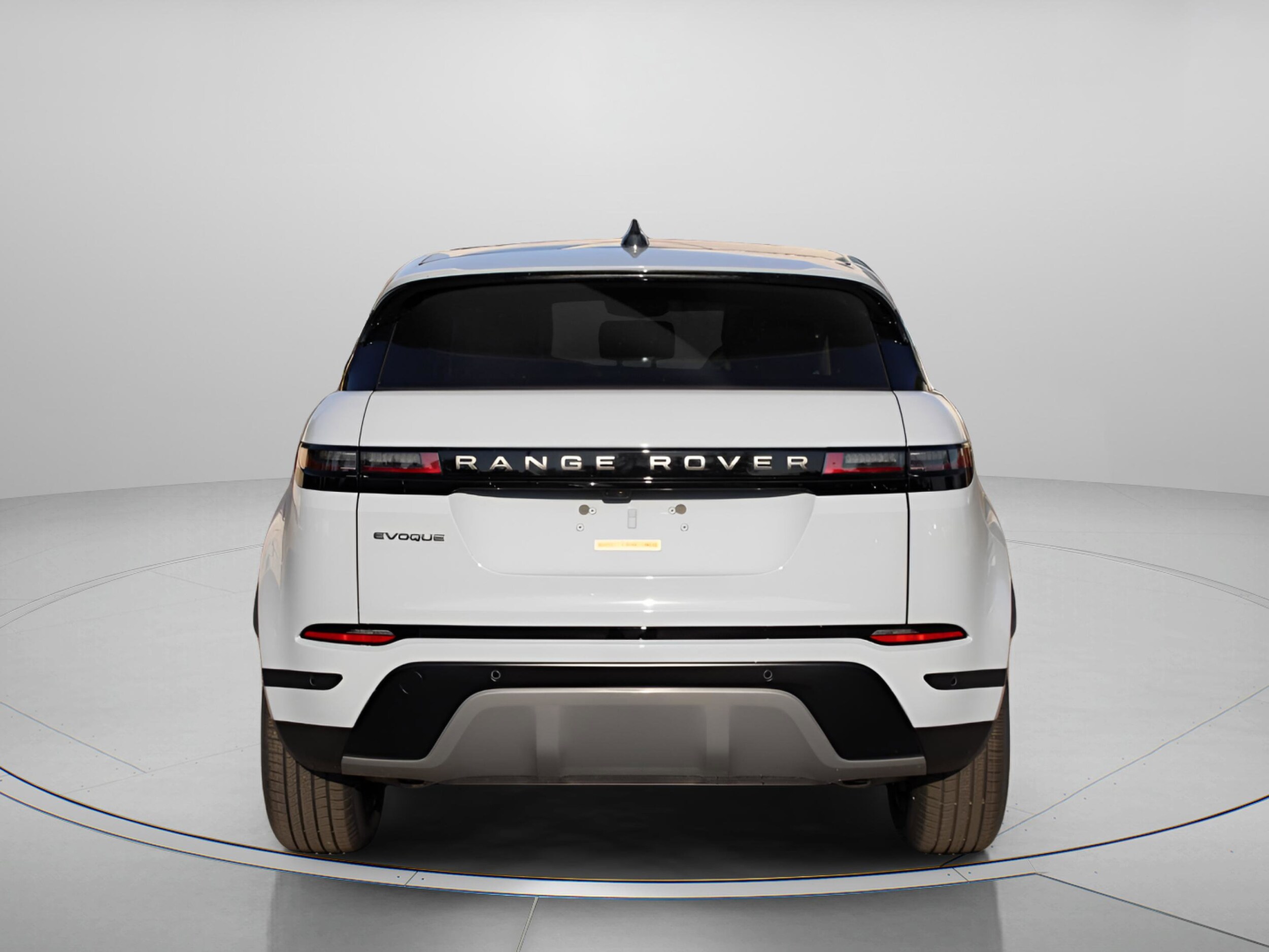 2025 Land Rover Range Rover Evoque S photo 4