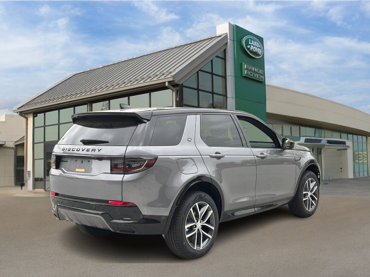 2025 Land Rover Discovery Sport Dynamic SE photo 4