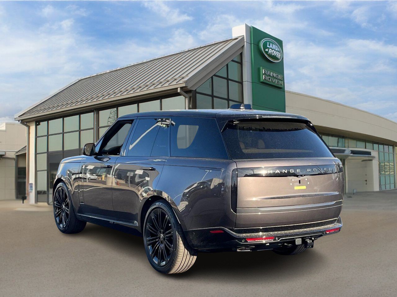 2025 Land Rover Range Rover SE photo 3