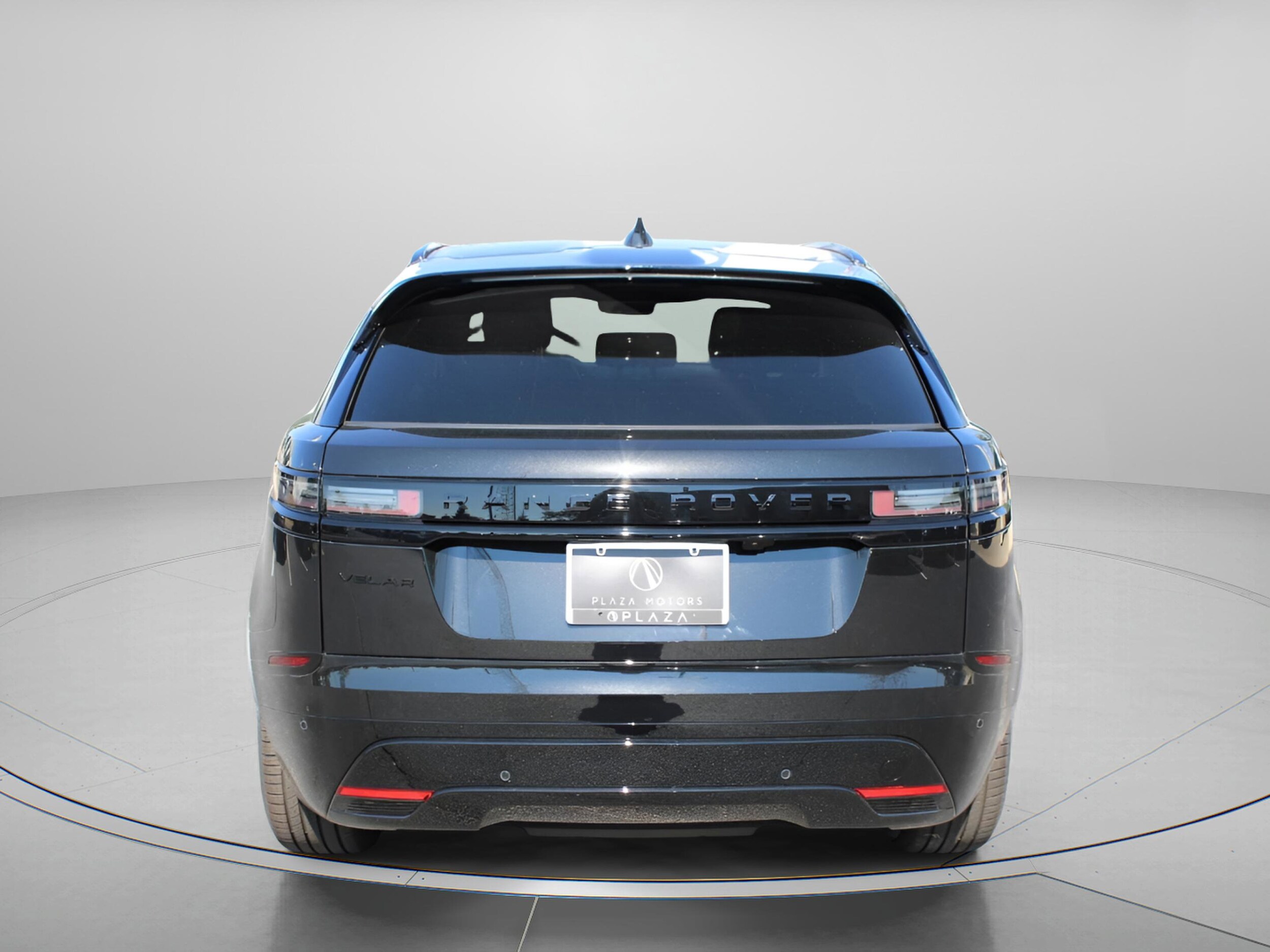 2025 Land Rover Range Rover Velar P250 Dynamic SE photo 2