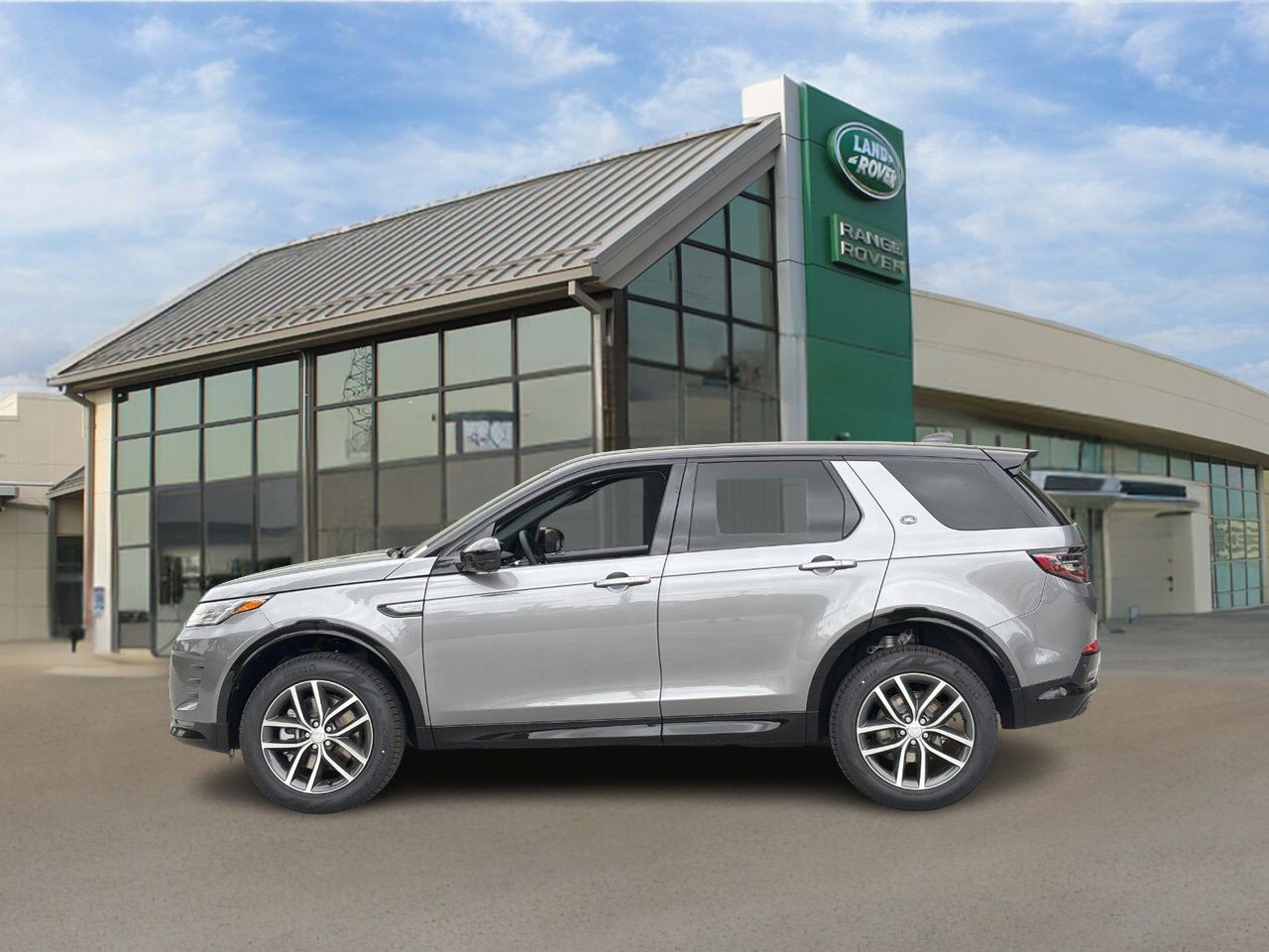 2025 Land Rover Discovery Sport Dynamic SE photo 2
