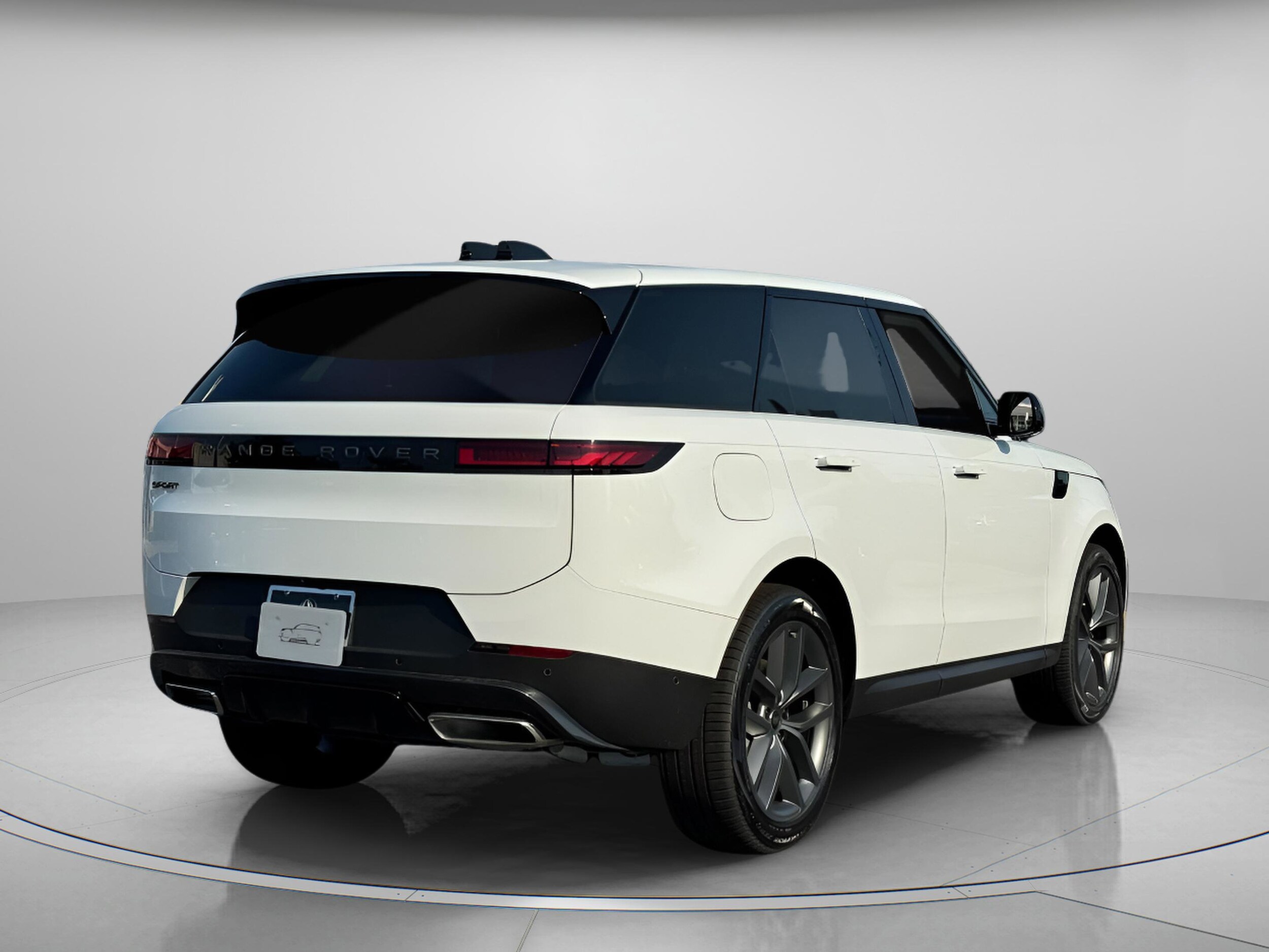 2025 Land Rover Range Rover SE photo 4