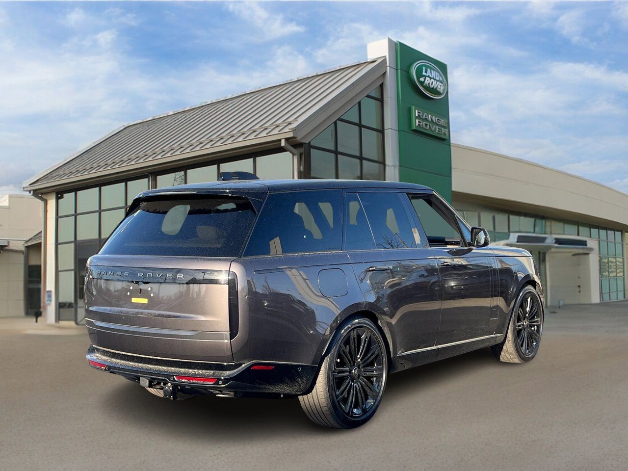 2025 Land Rover Range Rover SE photo 4