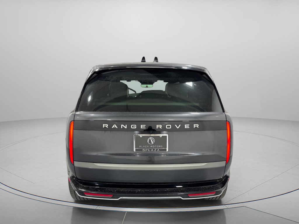 New 2026 Land Rover Range Rover SE SUV