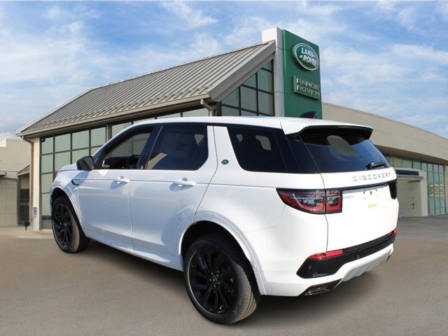 2025 Land Rover Discovery Sport S photo 3
